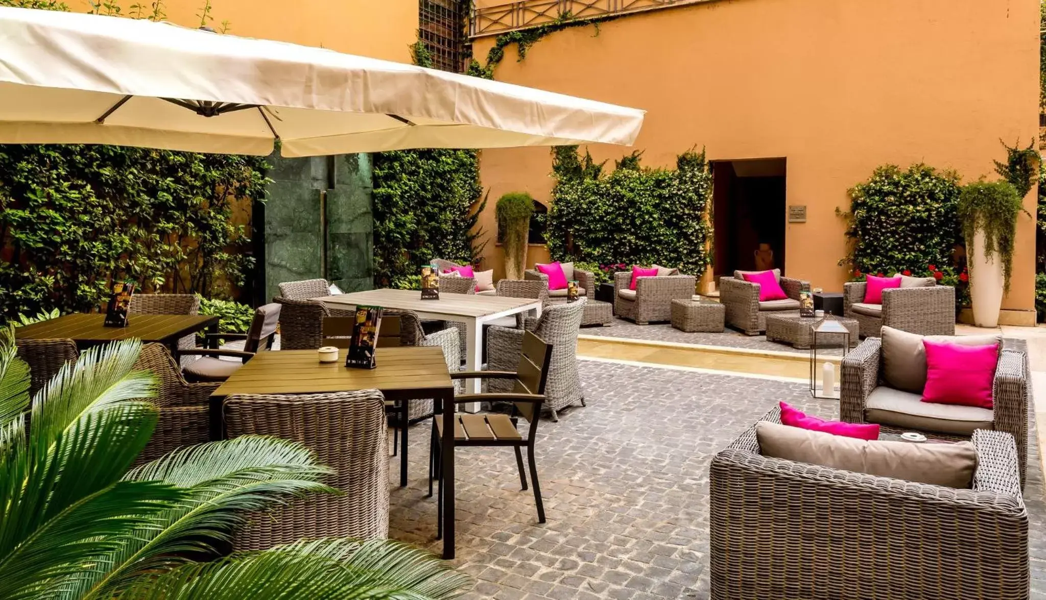 Other, Restaurant/Places to Eat in Hotel Indigo Rome - St. George, an IHG Hotel