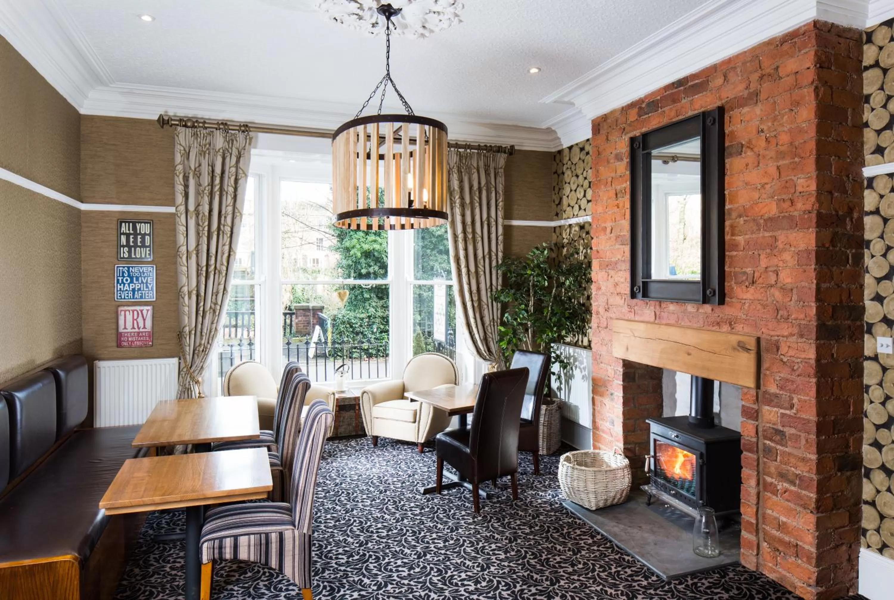 Lounge or bar in Hedley House Hotel & Apartments