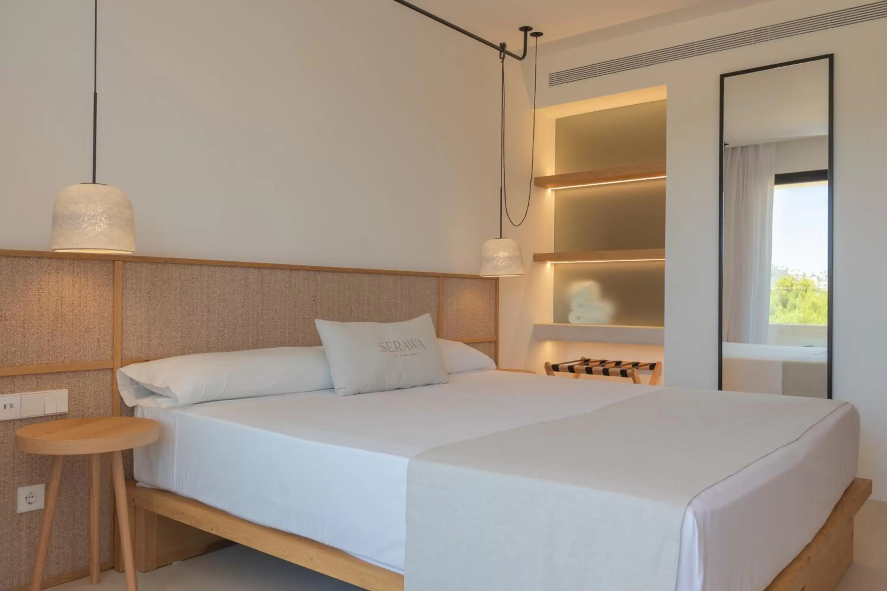 Bed in Hotel Serawa Moraira