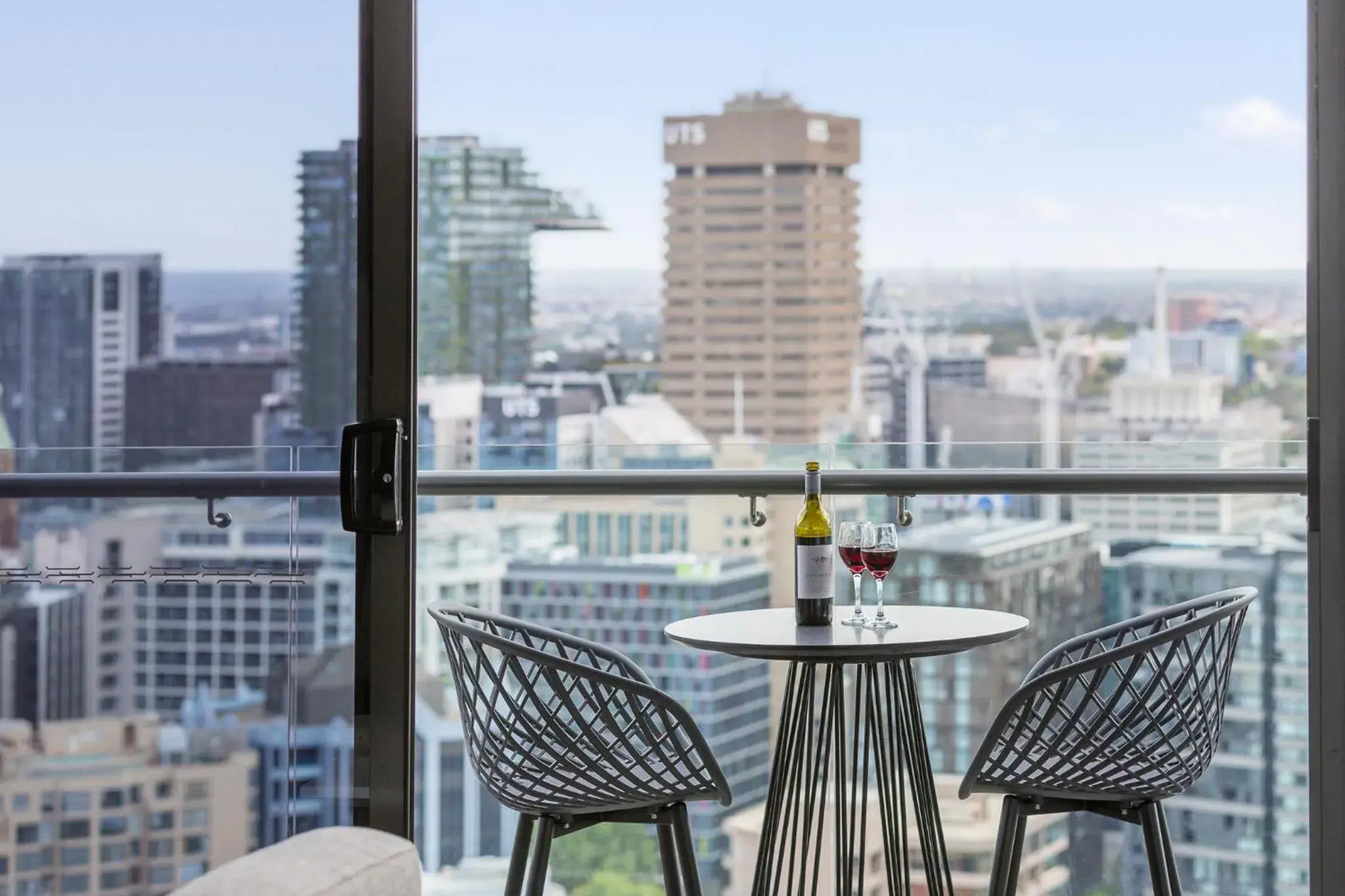 Balcony/Terrace in Meriton Suites Campbell Street, Sydney