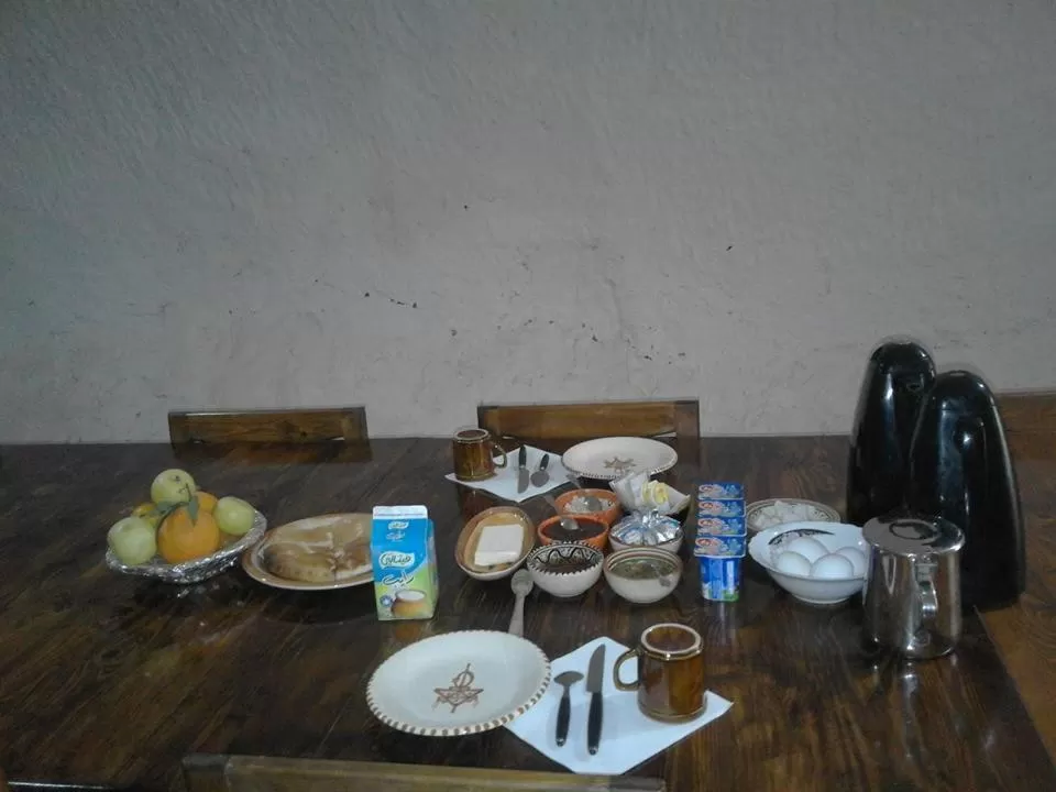 Au Trait d'Union Tijma Matmata