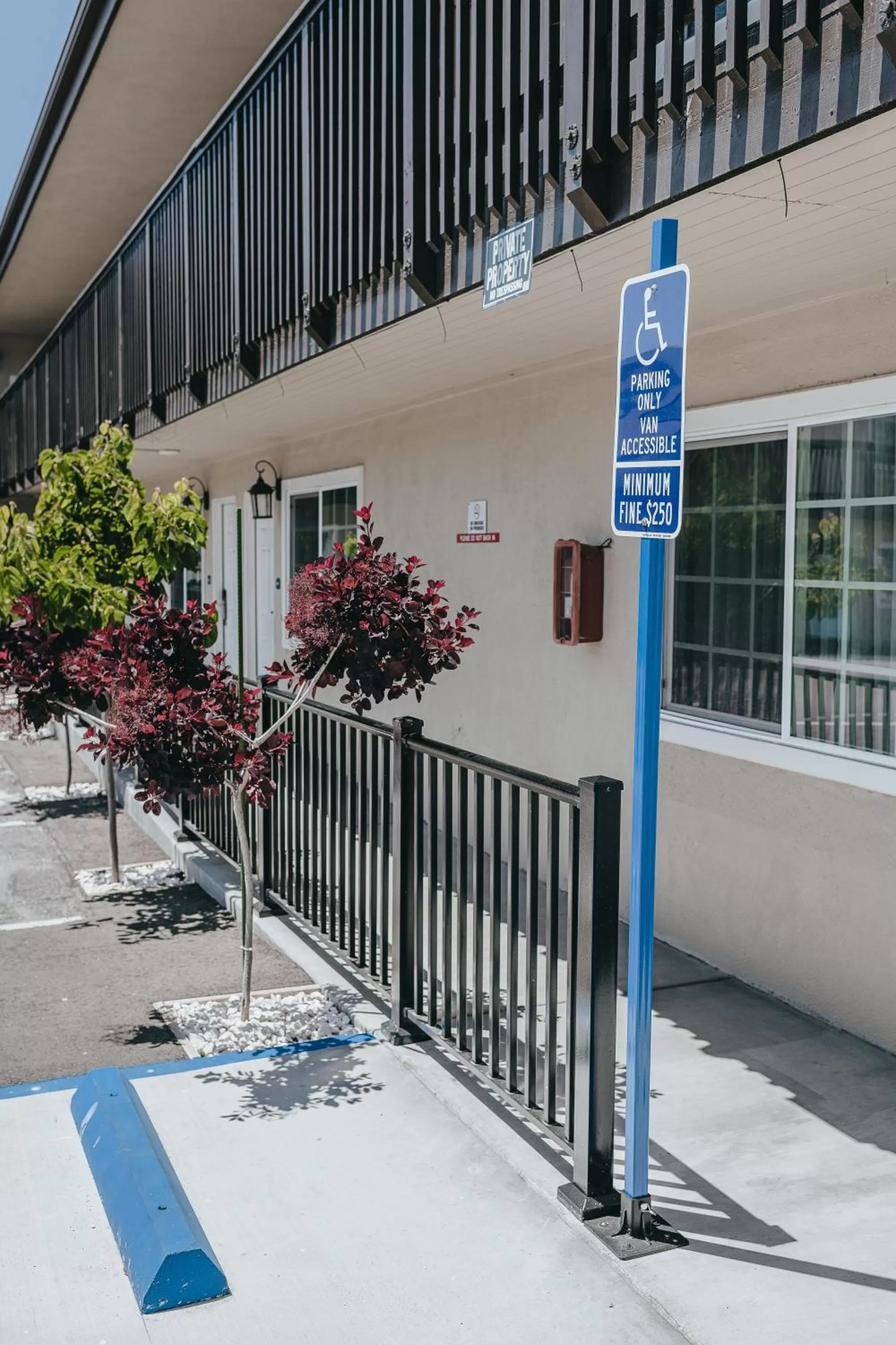 acessibility in Sea Air Inn & Suites - Downtown - Restaurant Row