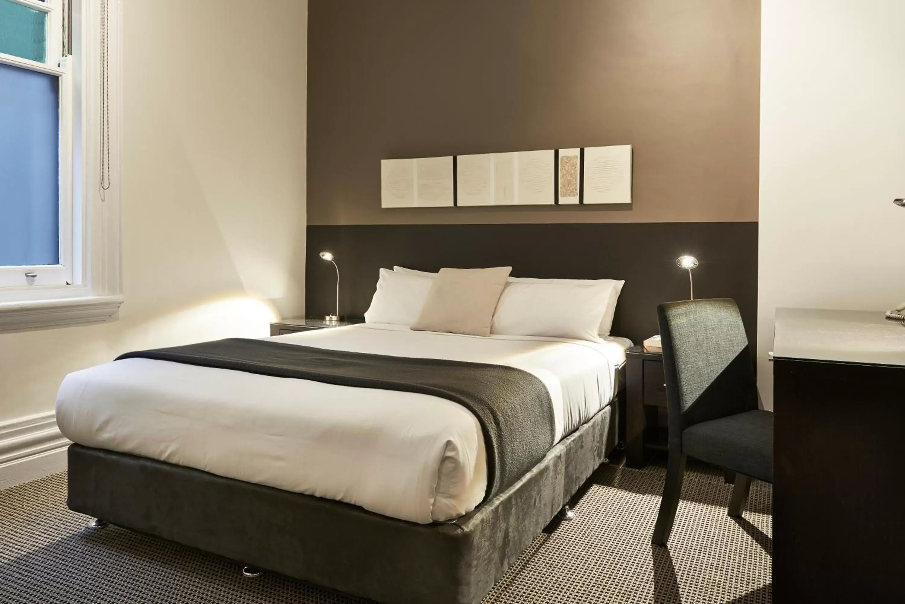 Bed, Room Photo in Vulcan Hotel Sydney