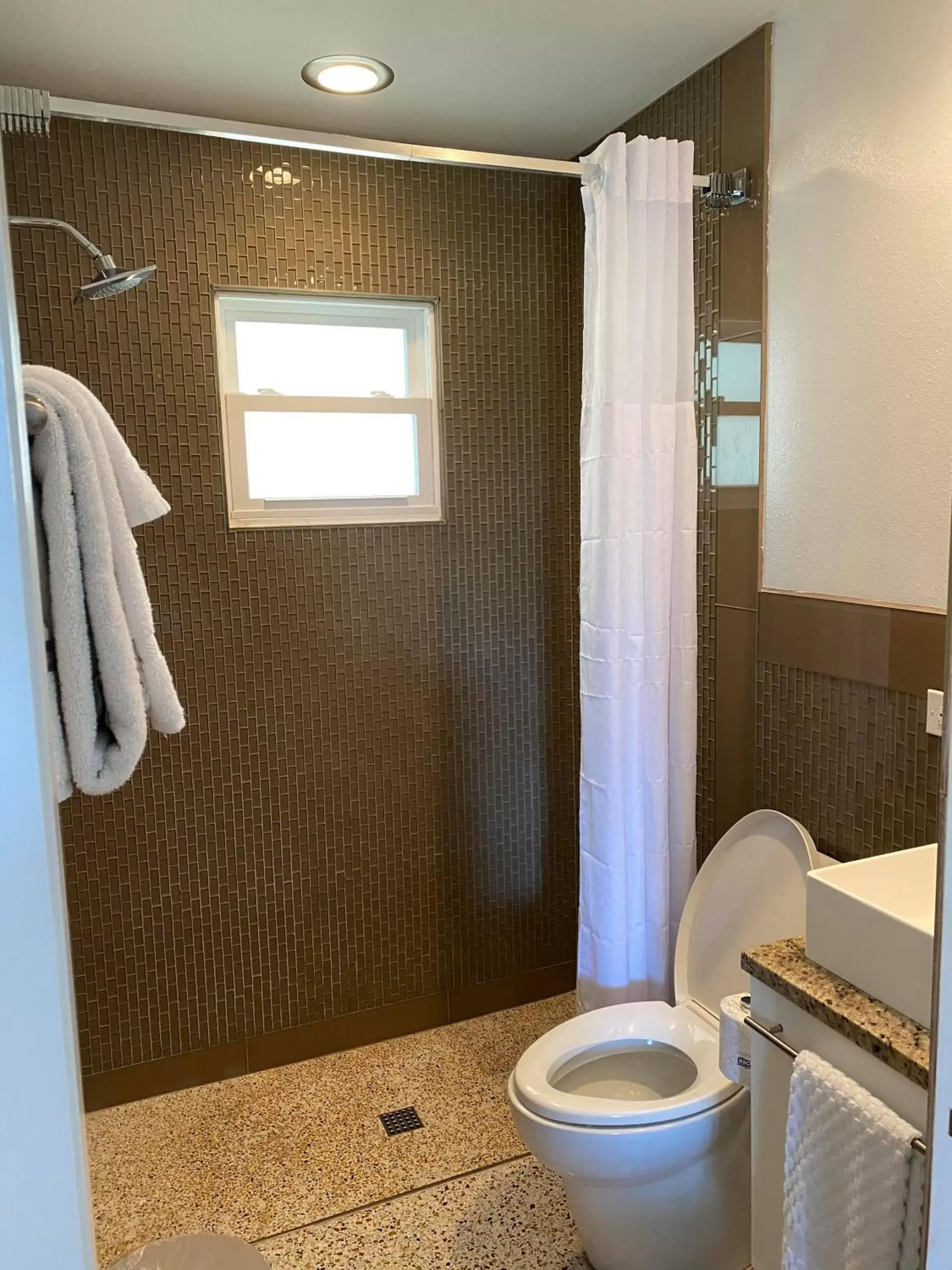 Bathroom in Captiva Beach Resort (open private beach access)