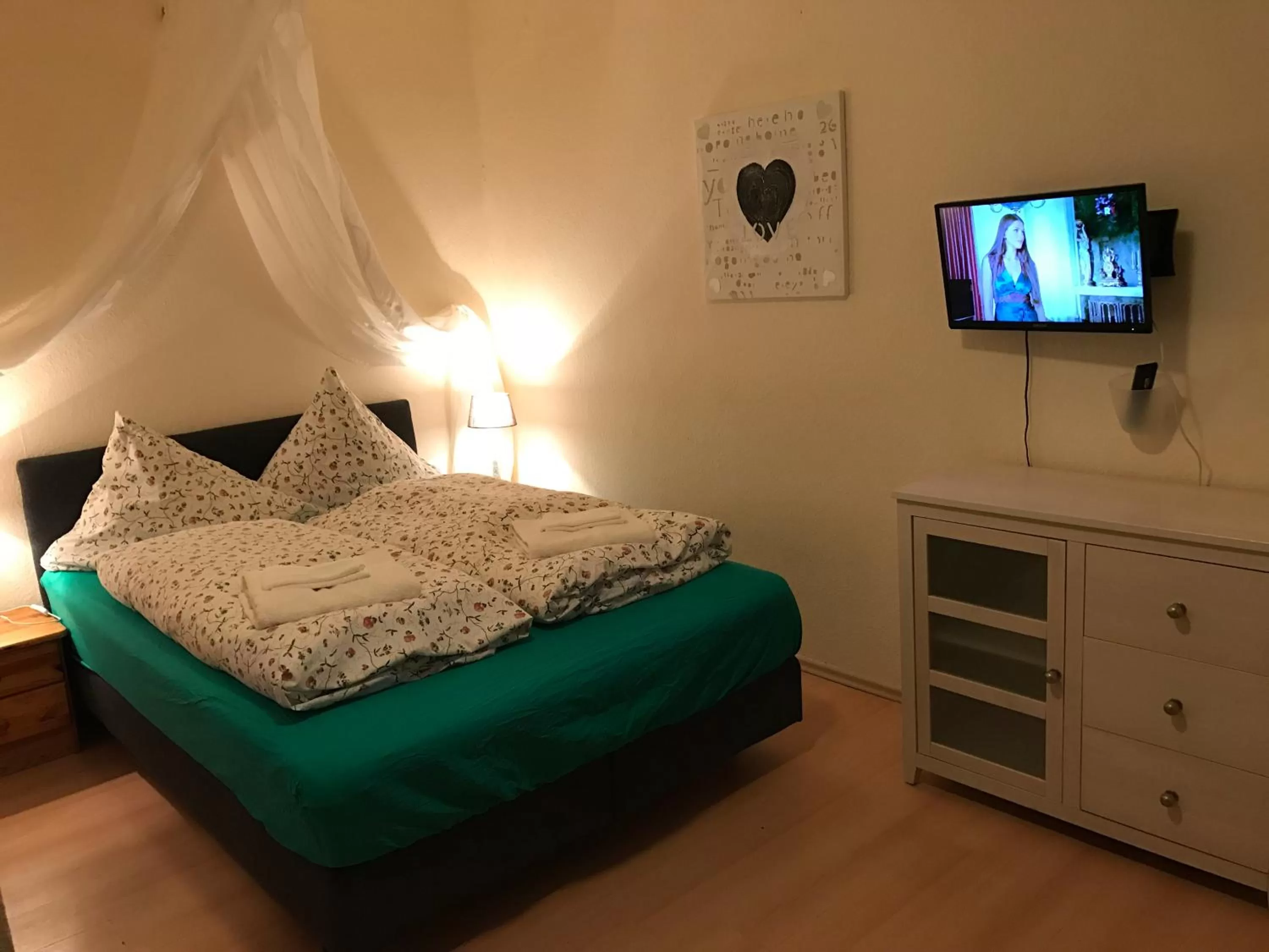 Bedroom, Bed in Leezdorfer Hof