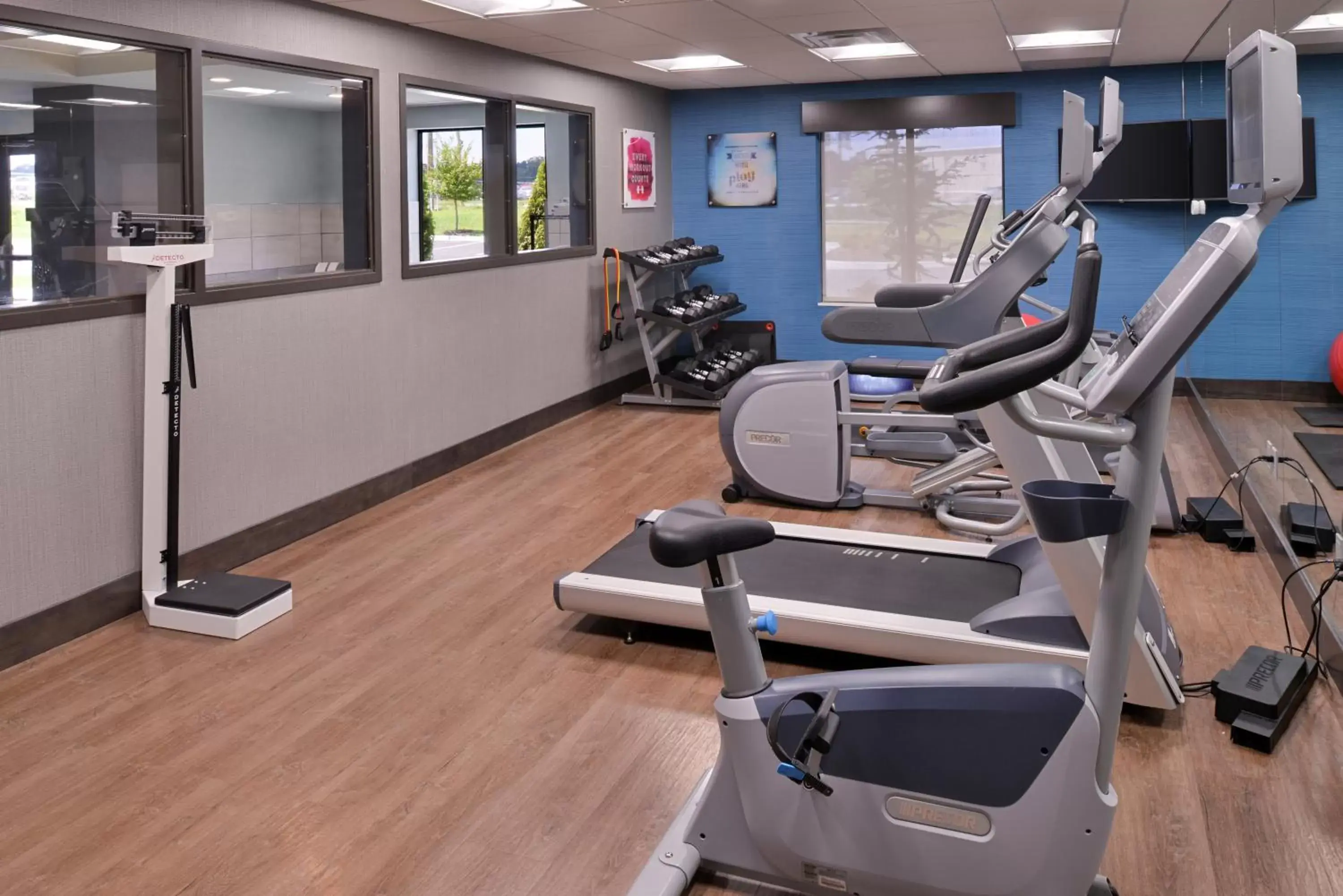 Fitness centre/facilities, Fitness Center/Facilities in Holiday Inn Express and Suites Bryant - Benton Area, an IHG Hotel