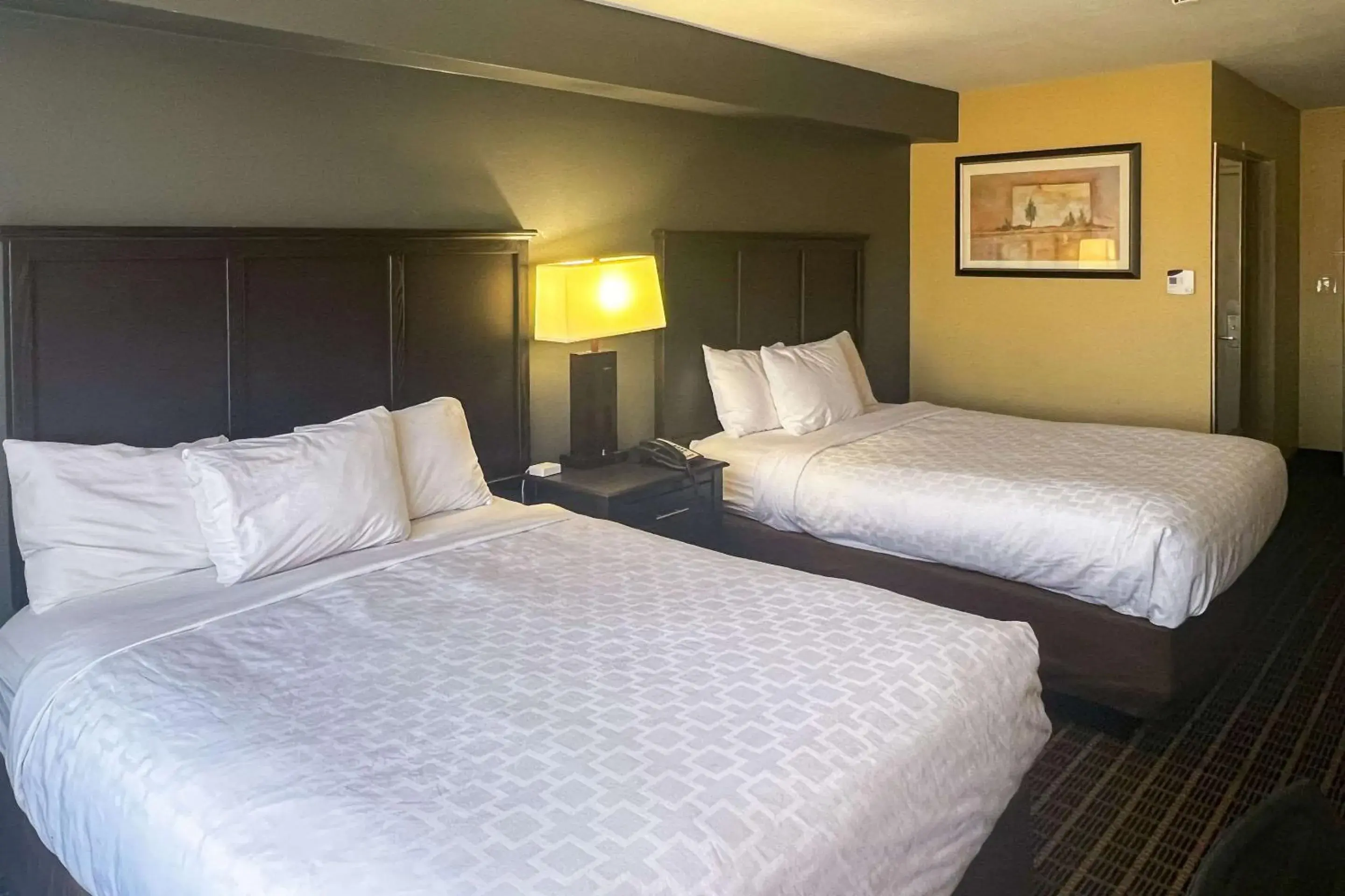 Bedroom, Bed in Clarion Inn & Suites