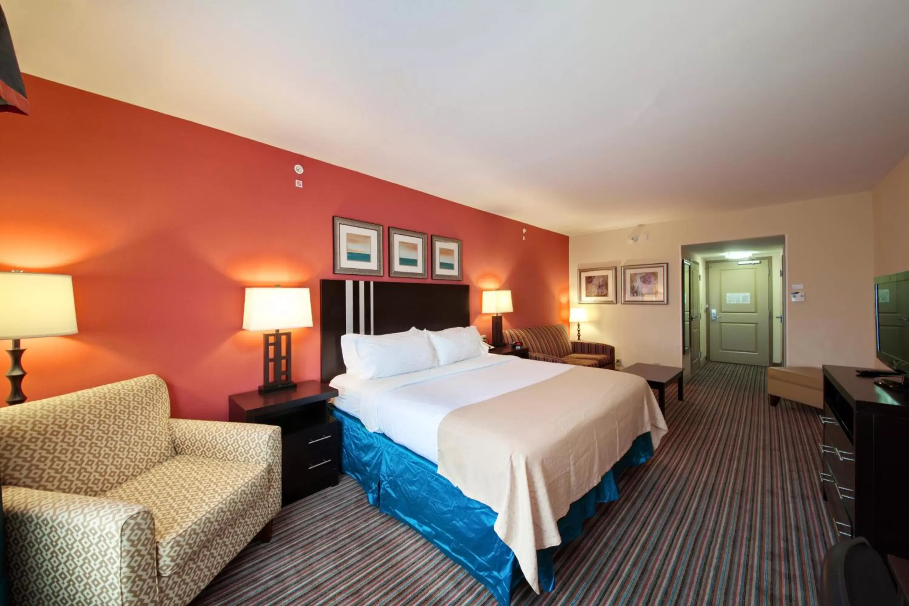 Photo of the whole room, Bed in Holiday Inn Titusville/Kennedy Space Center, an IHG Hotel