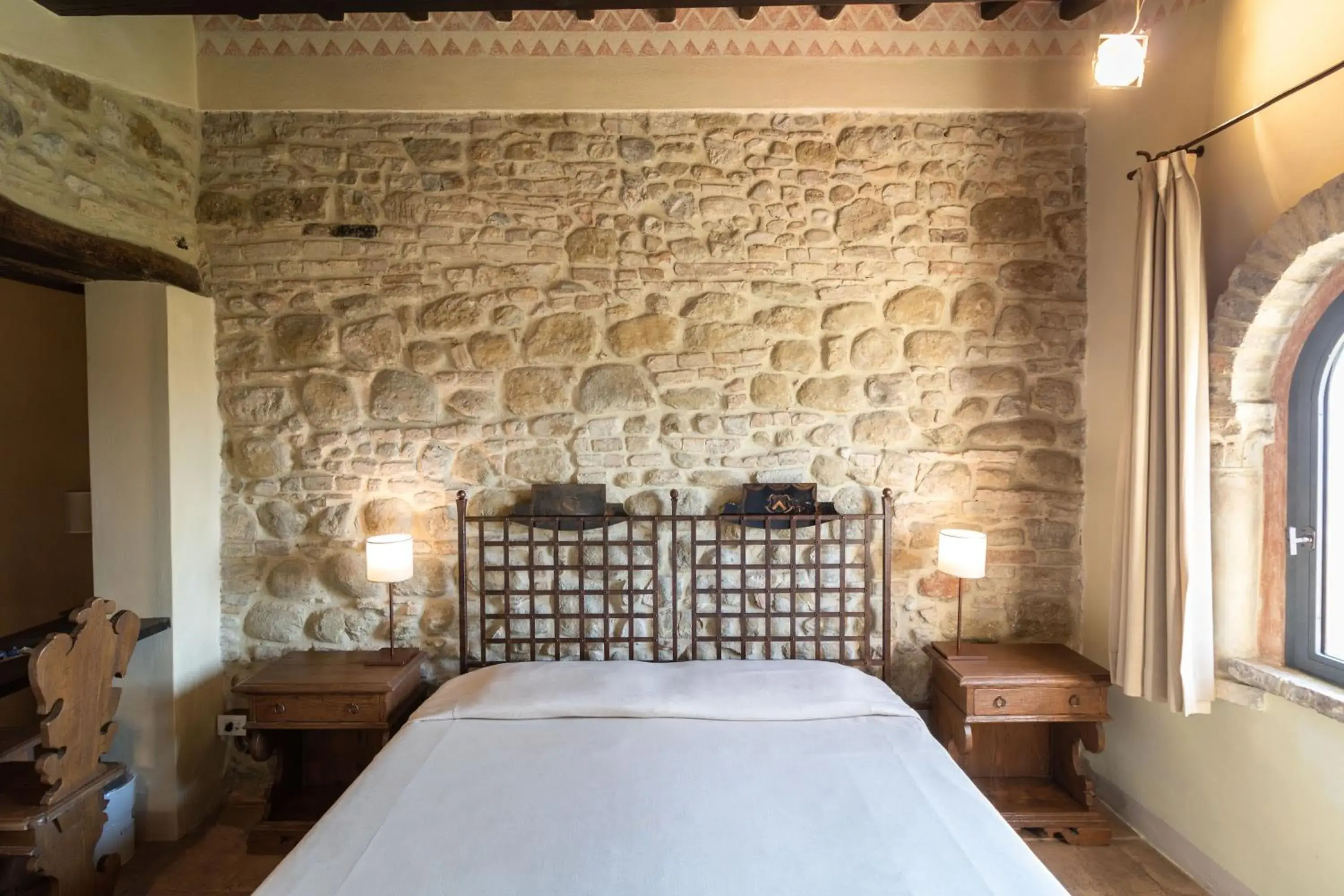 Bed in Castello Di Monterone