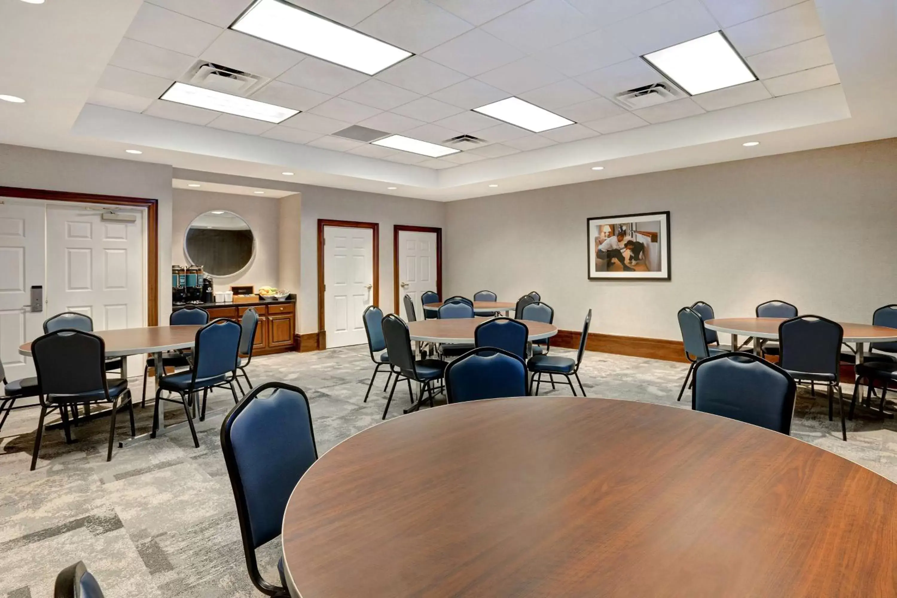 Meeting/conference room, Restaurant/Places to Eat in Homewood Suites by Hilton Washington, D.C. Downtown