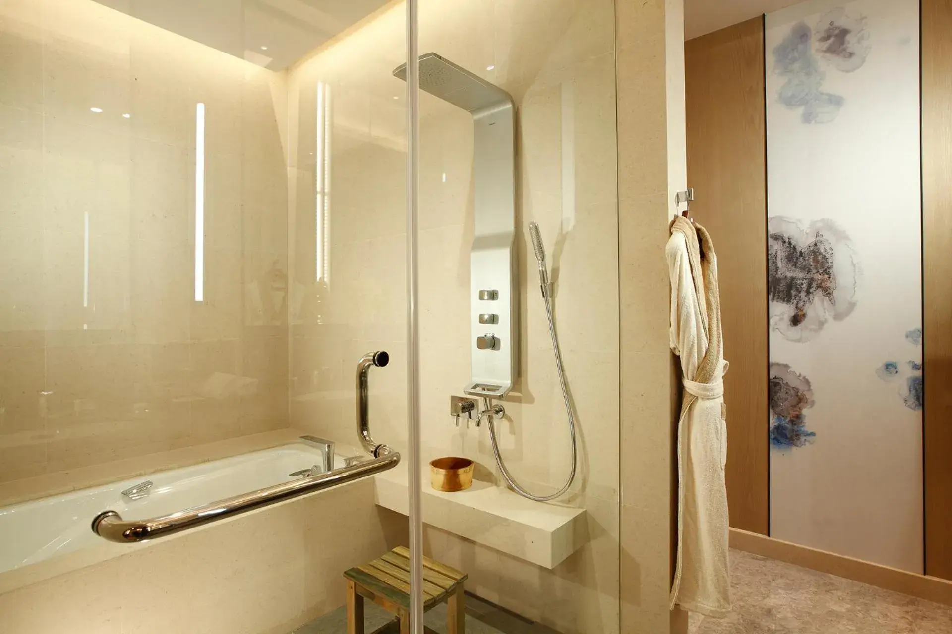 Shower, Bathroom in Grand Mayfull Hotel Taipei