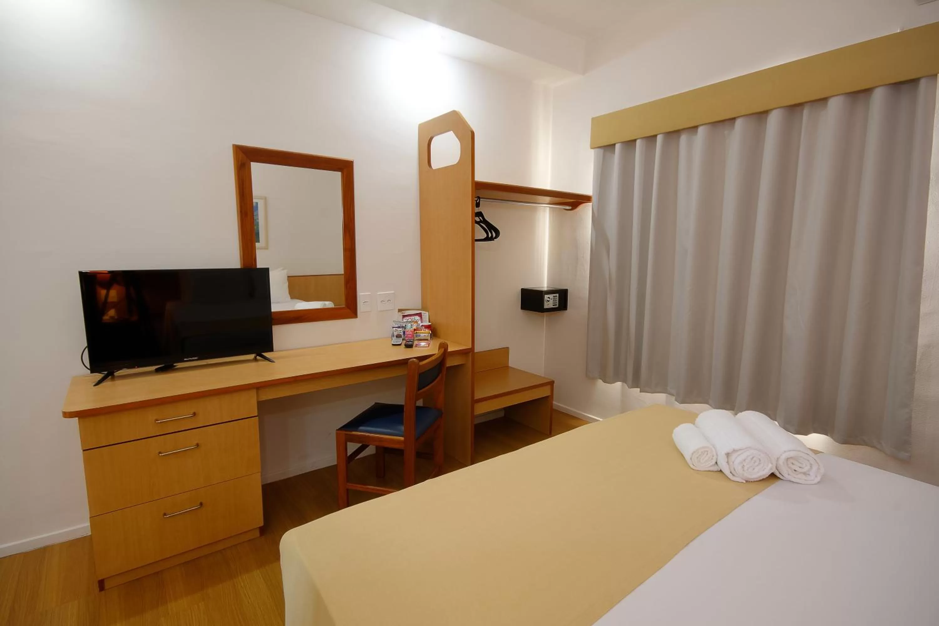 Bed in Fênix Hotel Limeira