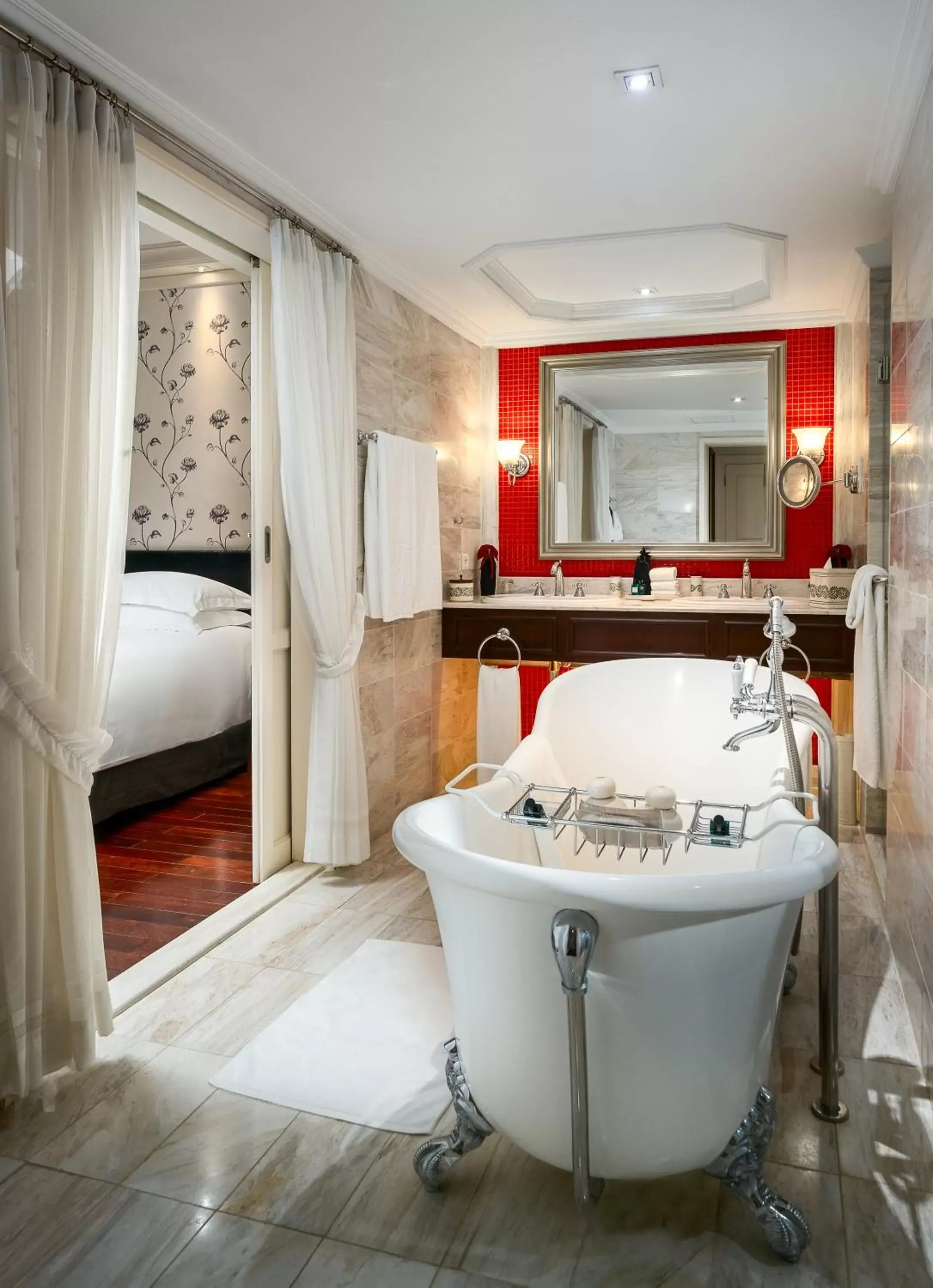 Hot Tub, Bathroom in Sofitel Legend Metropole Hanoi