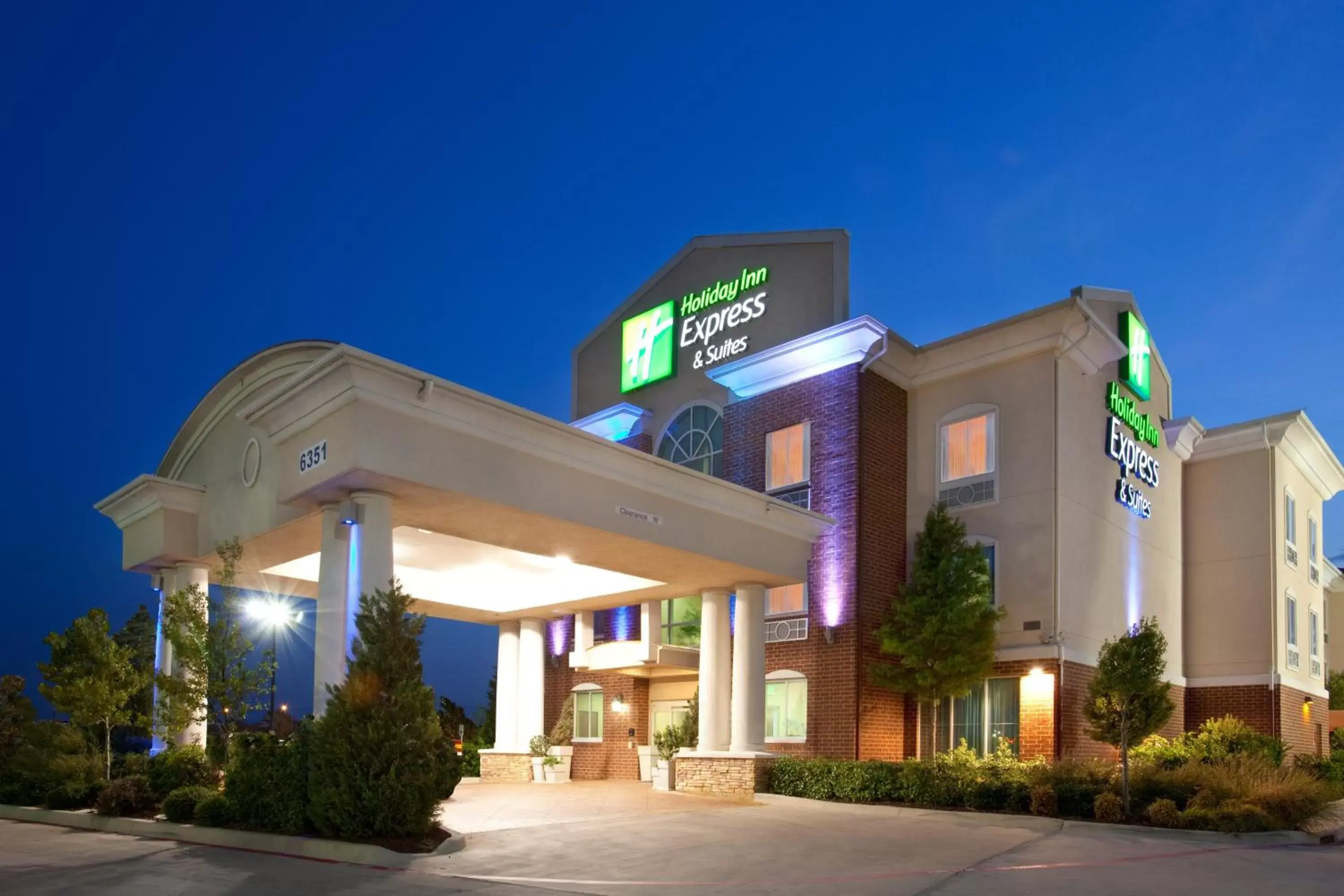Property building in Holiday Inn Express & Suites Fort Worth - Fossil Creek, an IHG Hotel