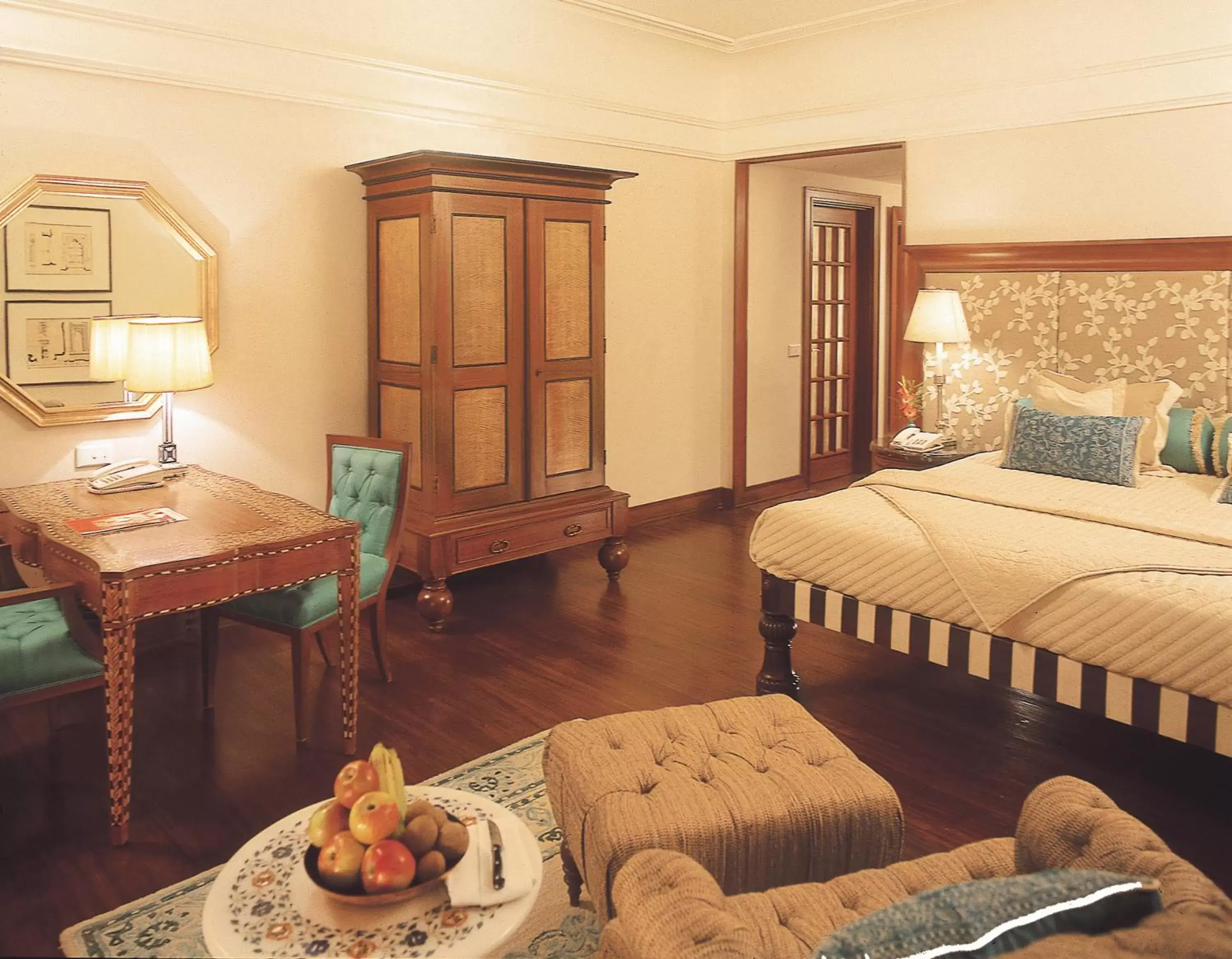 Photo of the whole room in The Oberoi Amarvilas Agra