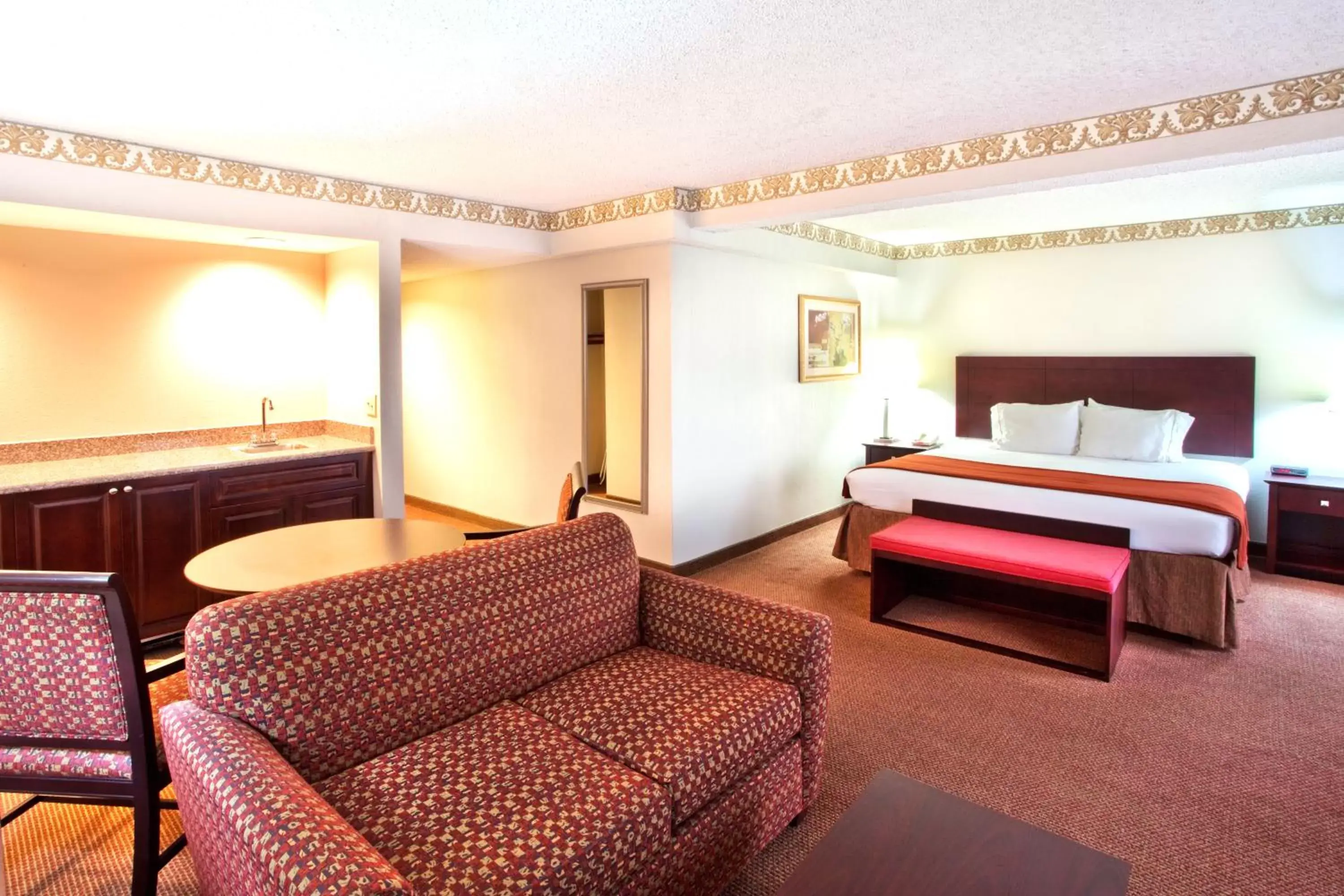 Bed, Seating Area in Holiday Inn Express Atlanta W (I-20) Douglasville, an IHG Hotel