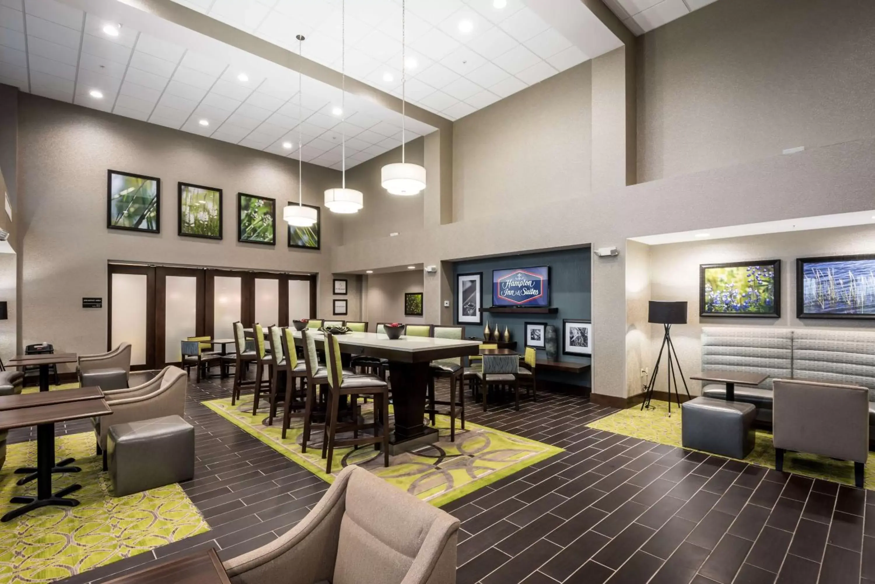 Restaurant/Places to Eat in Hampton Inn & Suites By Hilton Hammond, In