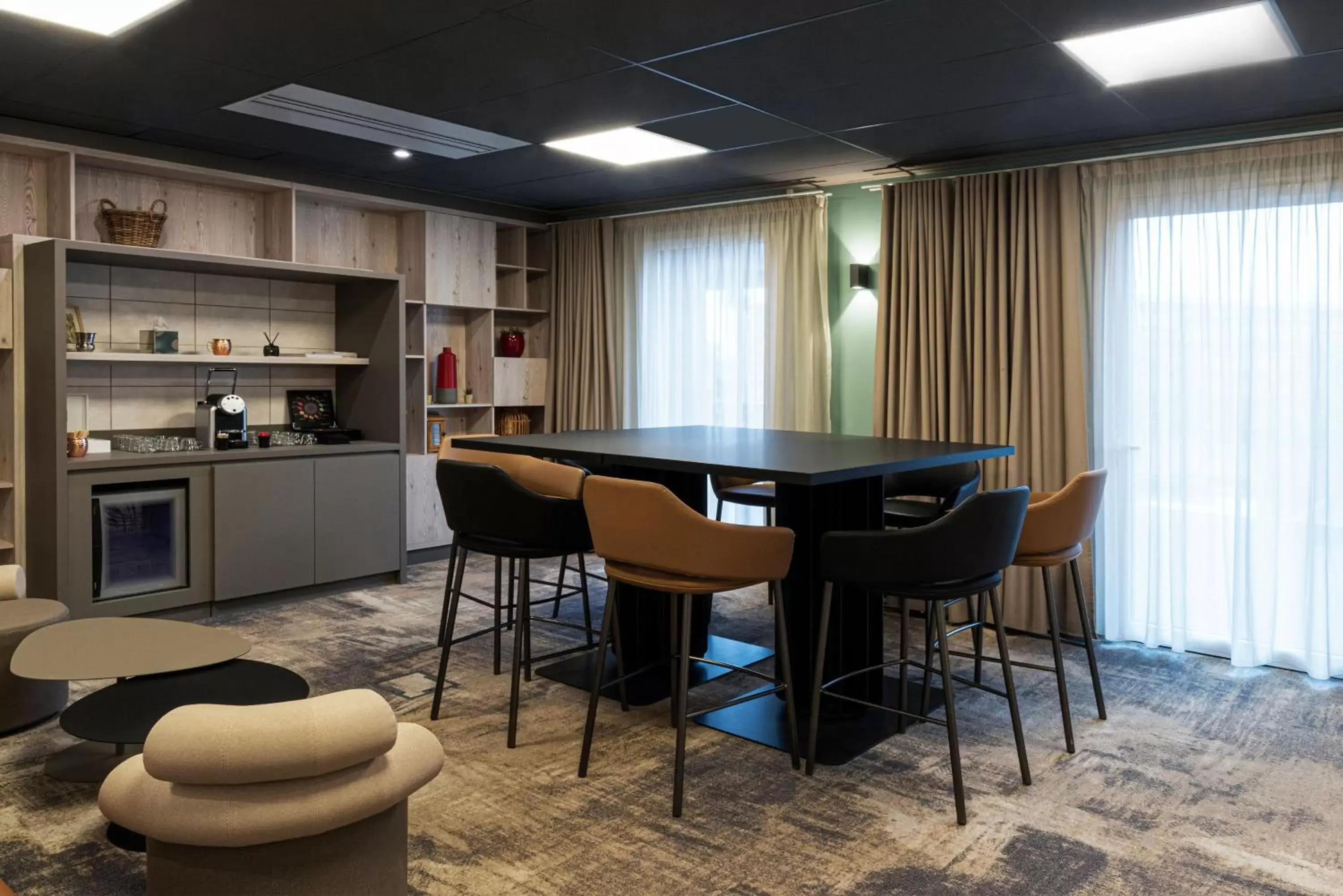 Meeting/conference room, Dining Area in Novotel Saint-Étienne Centre Gare Châteaucreux