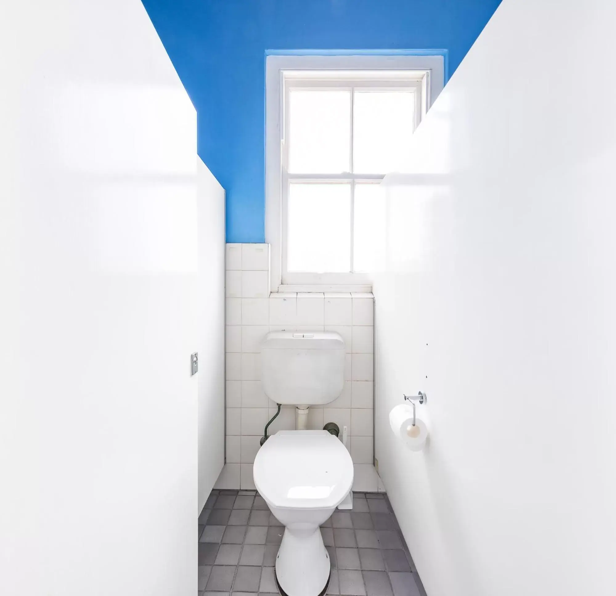 Bathroom in Strathfield Hotel
