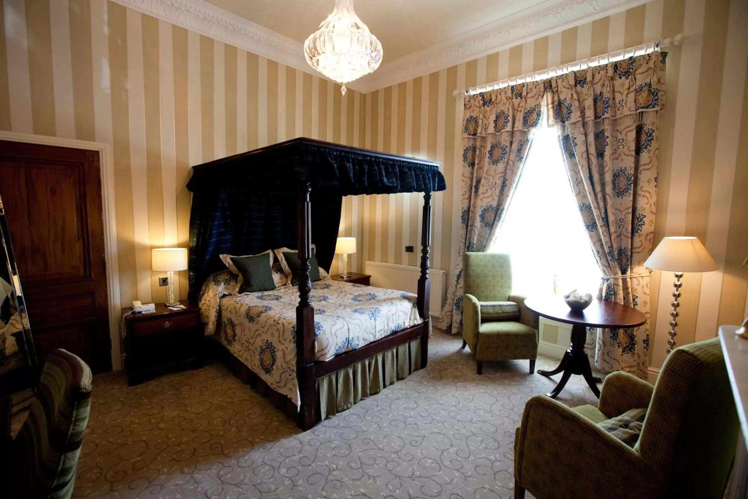 Photo of the whole room, Bed in Ringwood Hall Hotel & Spa