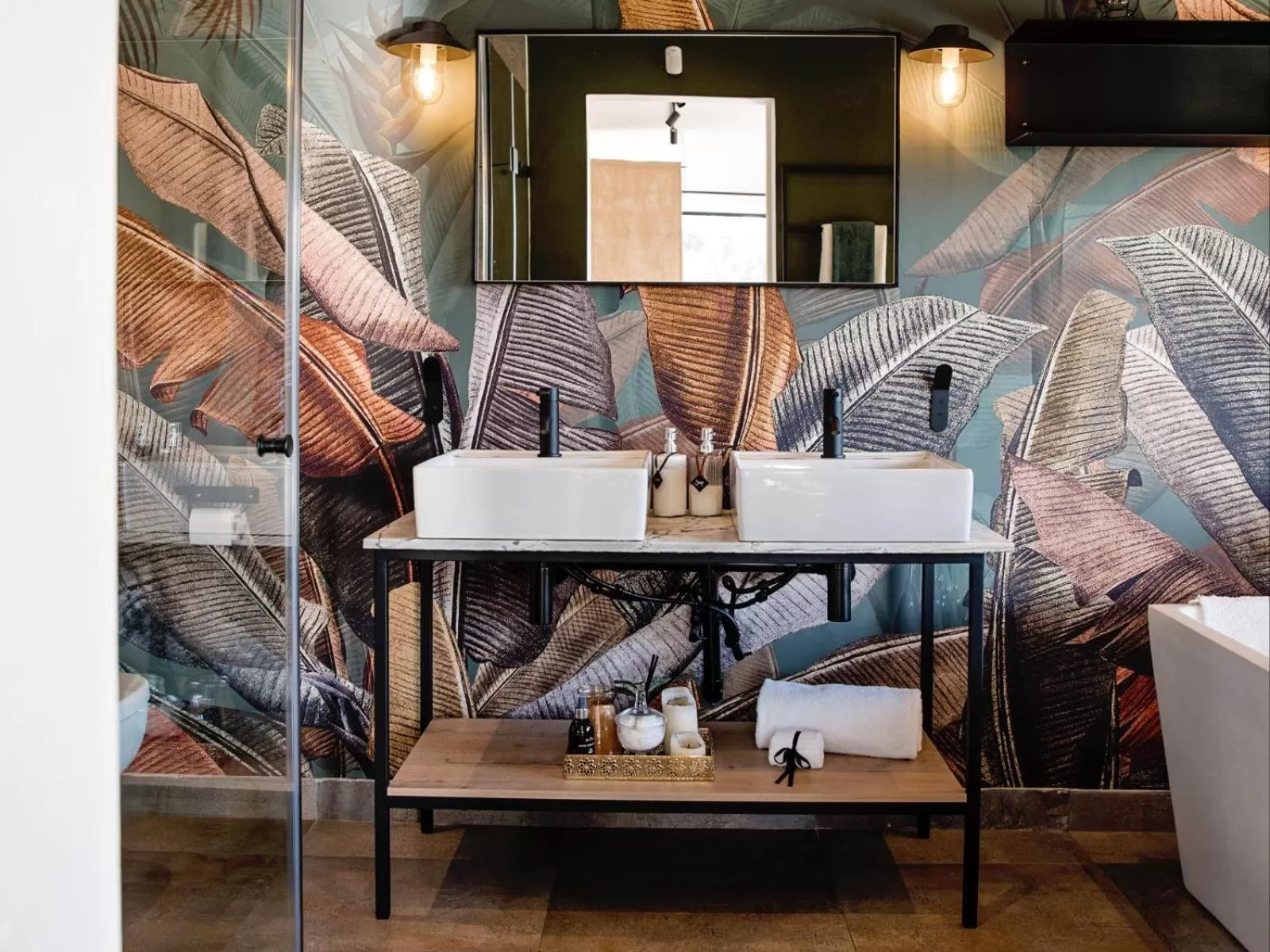 Deluxe Queen Suite in Wagyu Mountain Lodge