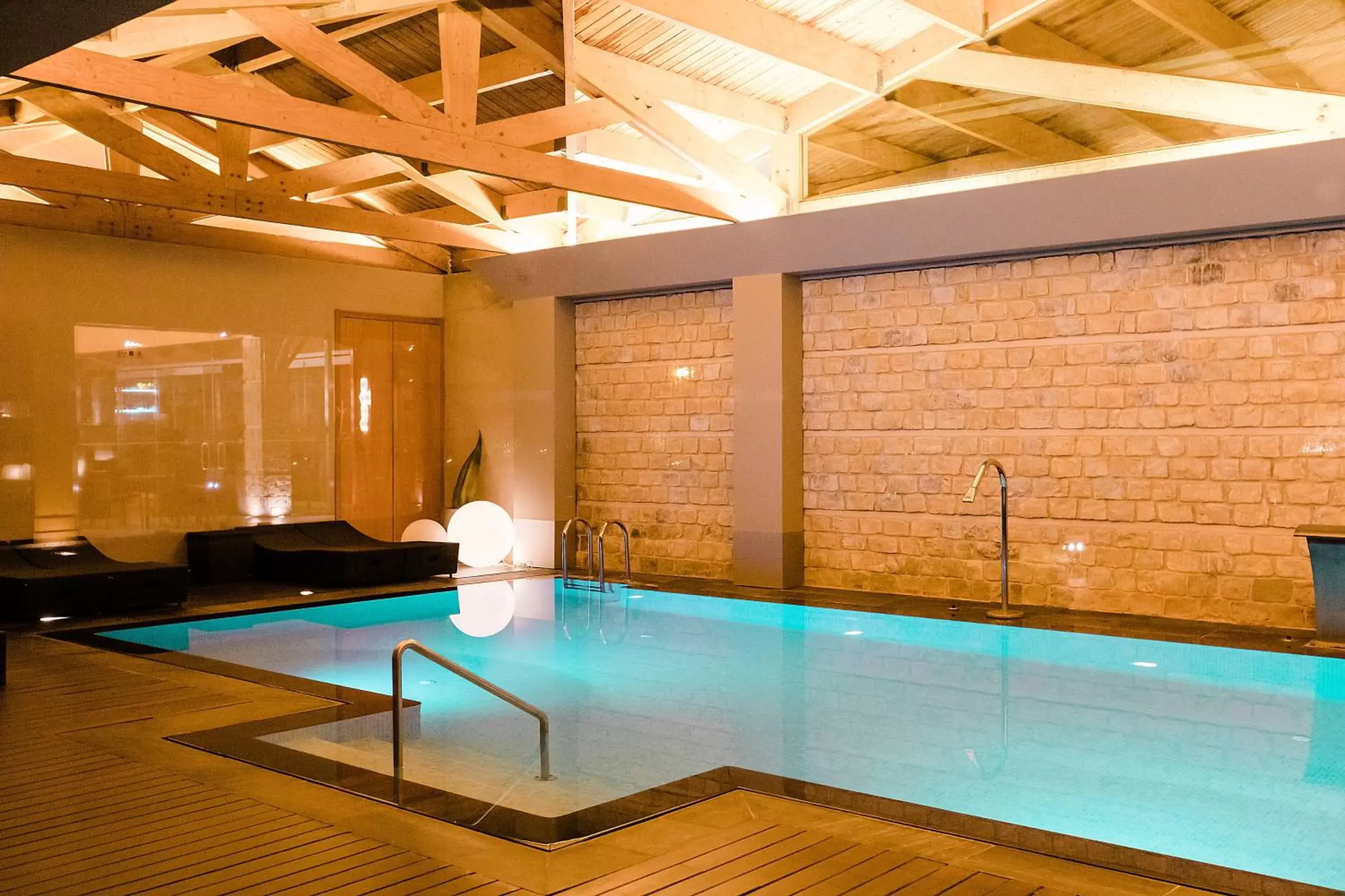 Spa and wellness centre/facilities, Swimming Pool in Hotel Lusitano