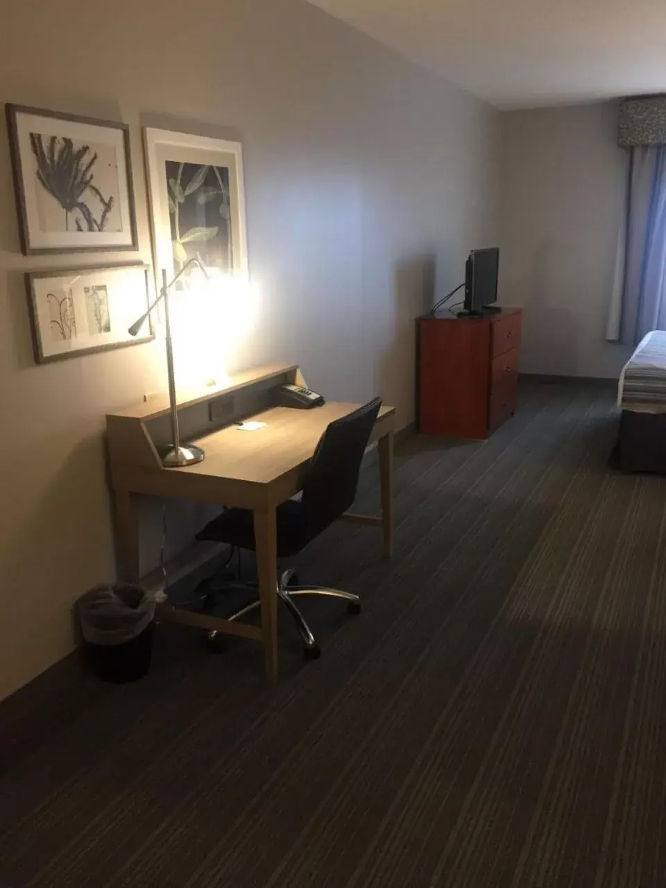 Bedroom, TV/Entertainment Center in Country Inn & Suites by Radisson, Brockton (Boston), MA