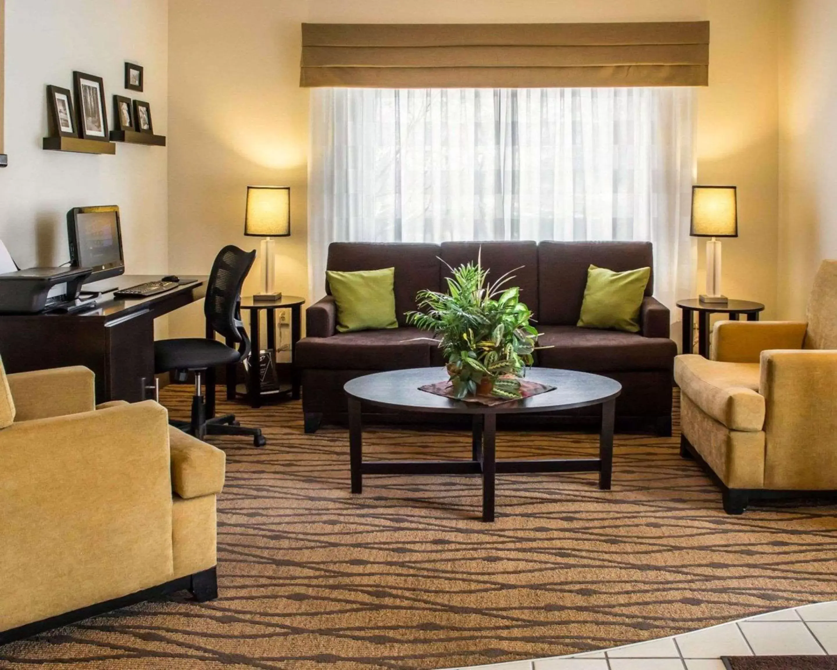 Lobby or reception, Seating Area in Sleep Inn