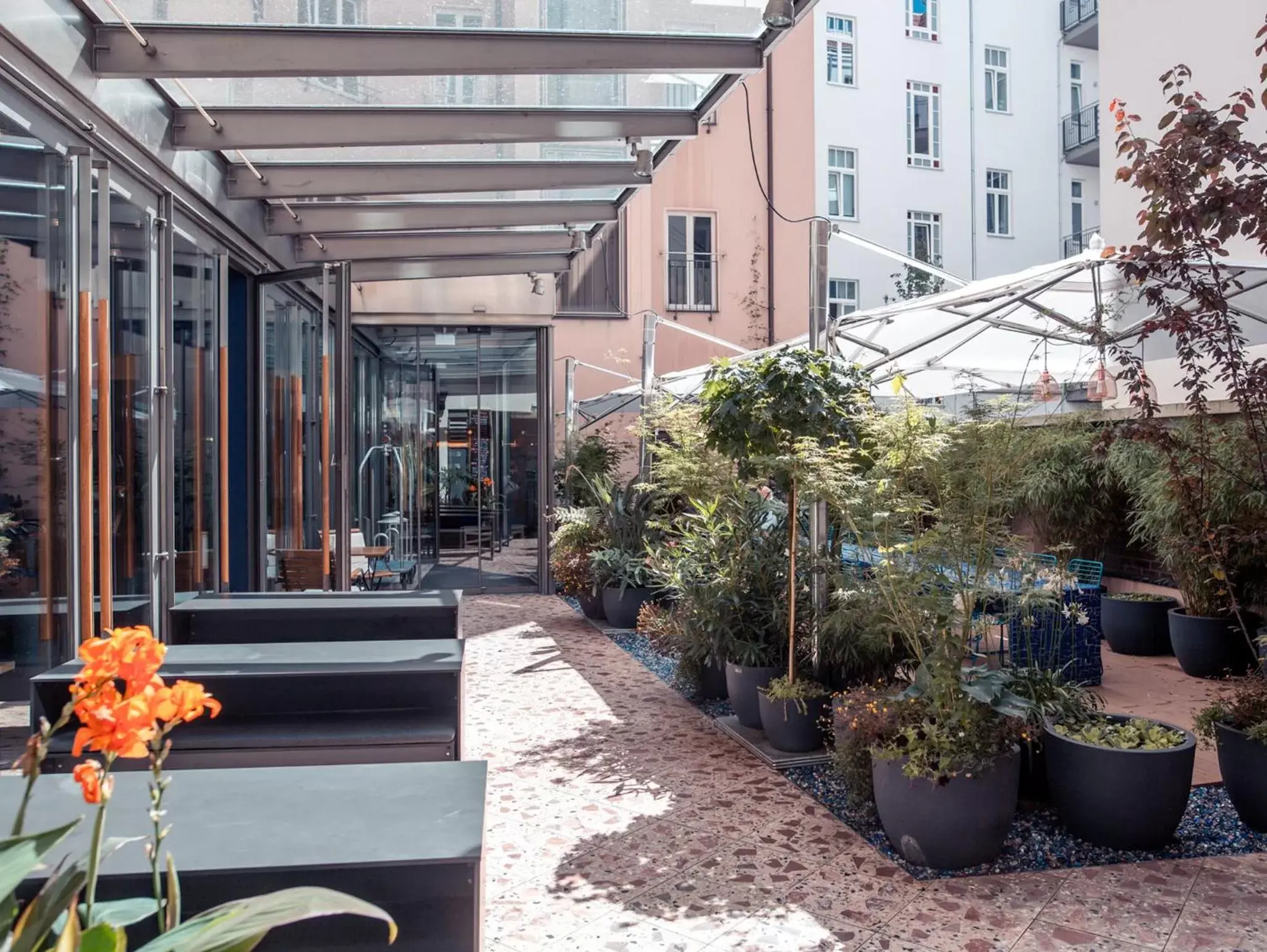 Property building in Hotel Bleibtreu Berlin by Golden Tulip