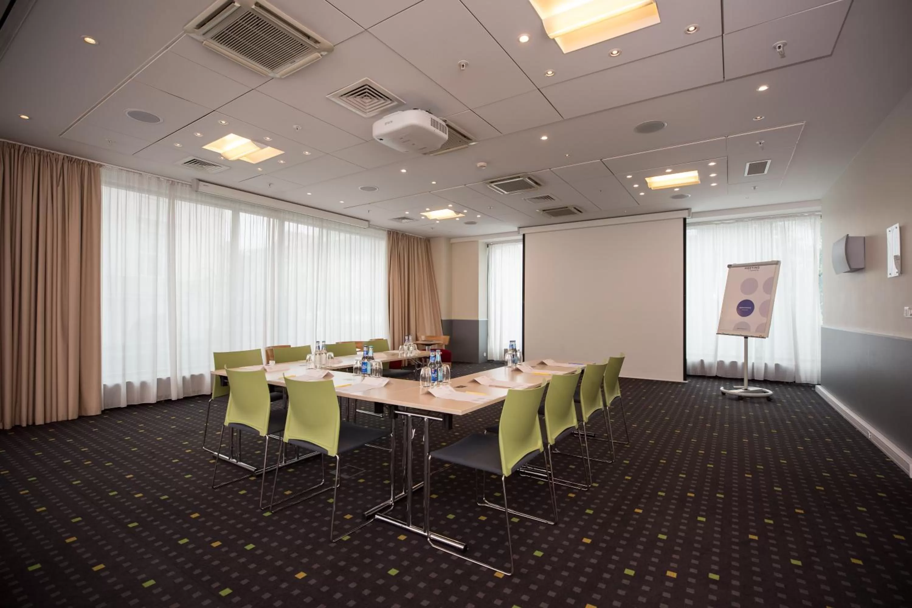 Area and facilities in Novotel Vilnius Centre