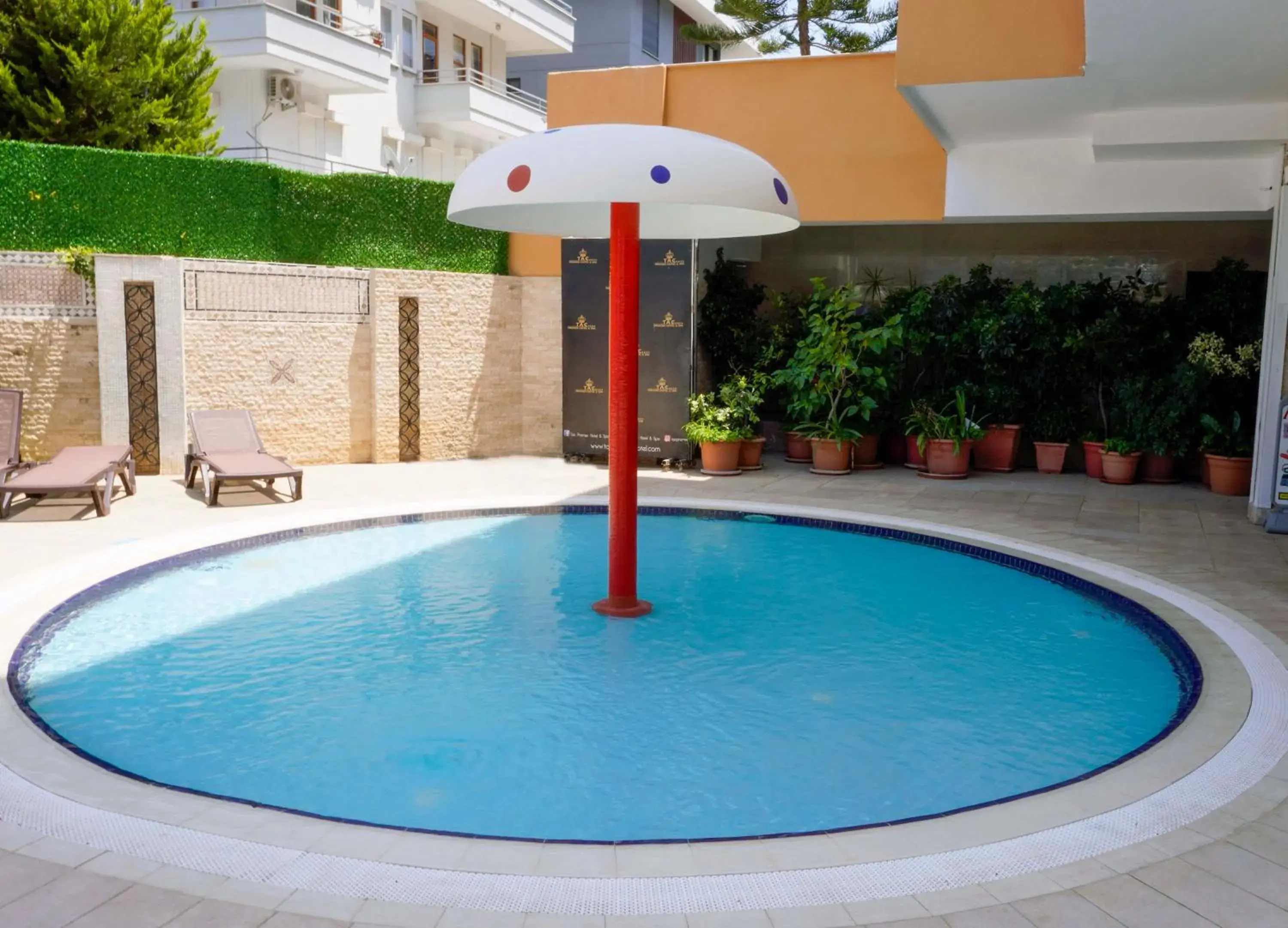 Swimming Pool in Tac Premier Hotel & Spa