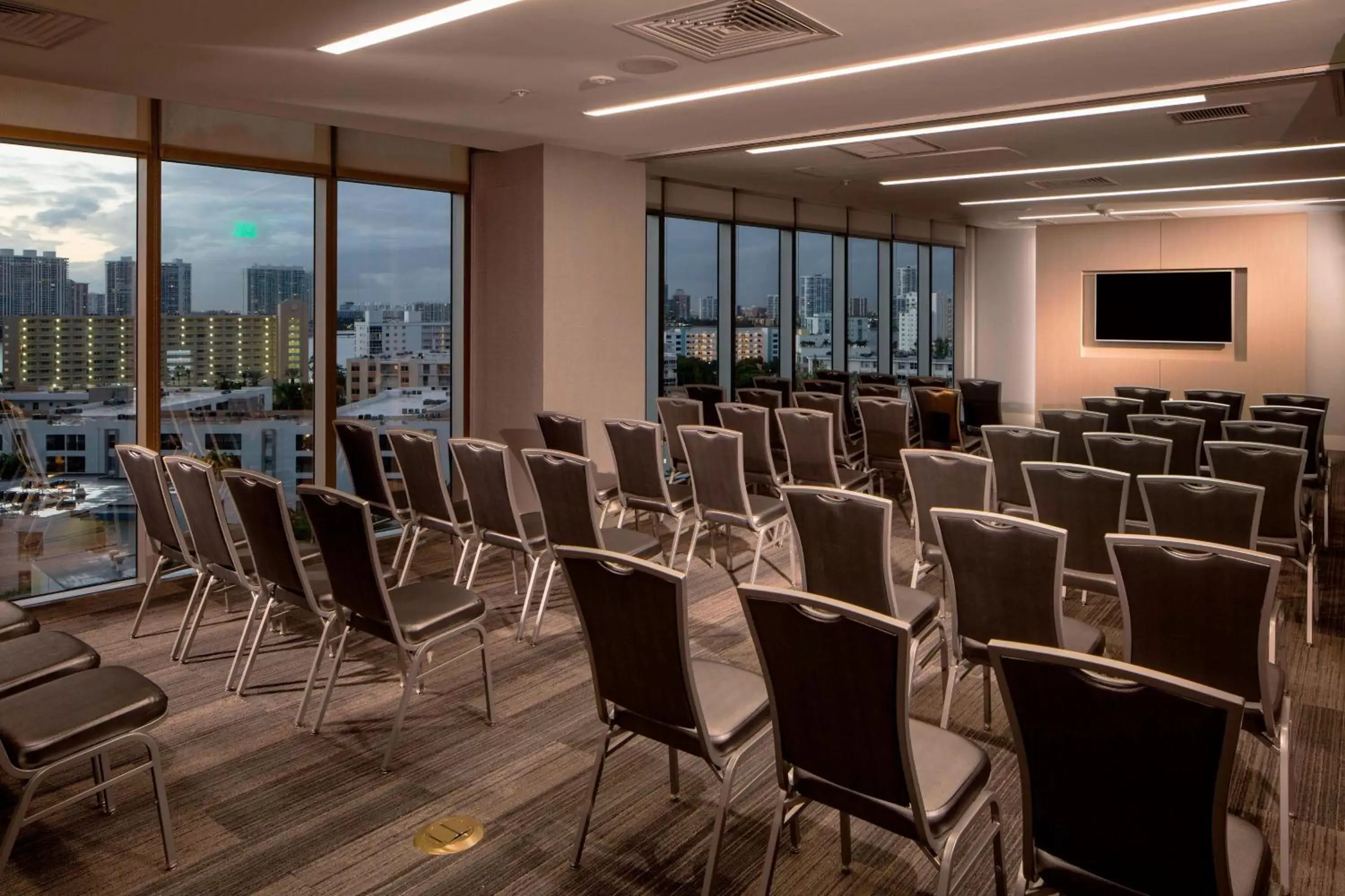 Meeting/conference room in Residence Inn Miami Sunny Isles Beach