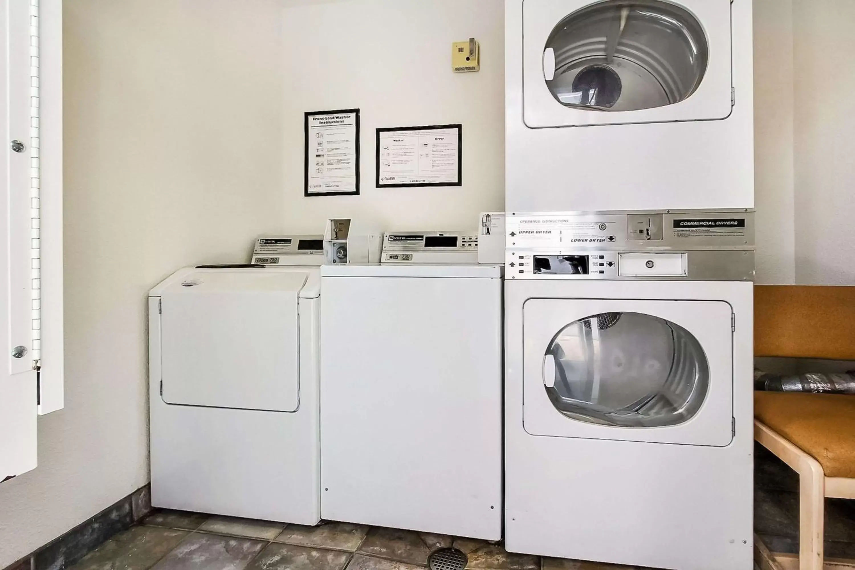 laundry, Kitchen/Kitchenette in Motel 6-Sunnyvale, CA - South