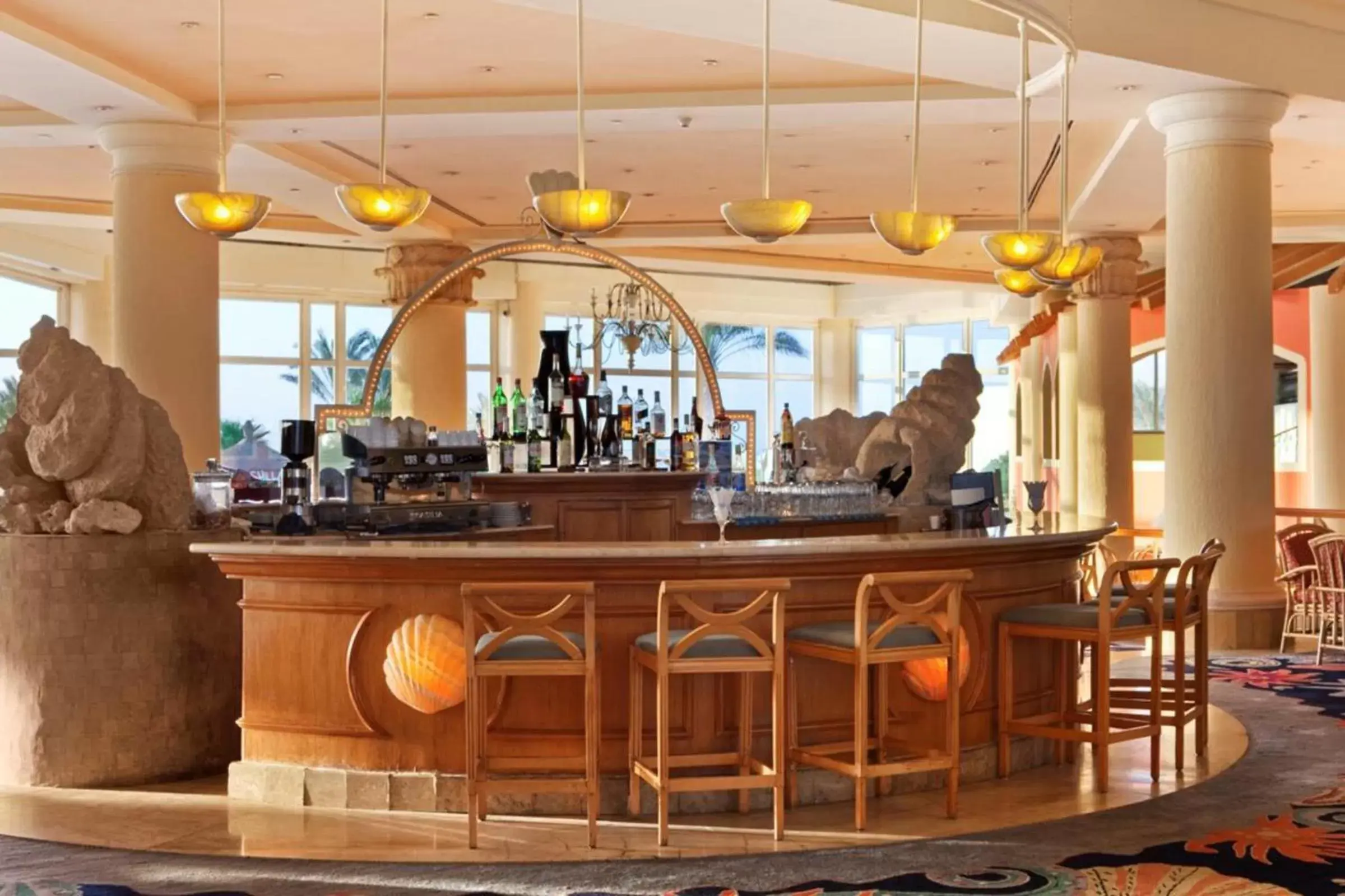 Restaurant/places to eat, Lounge/Bar in Safir Sharm Waterfalls Resort