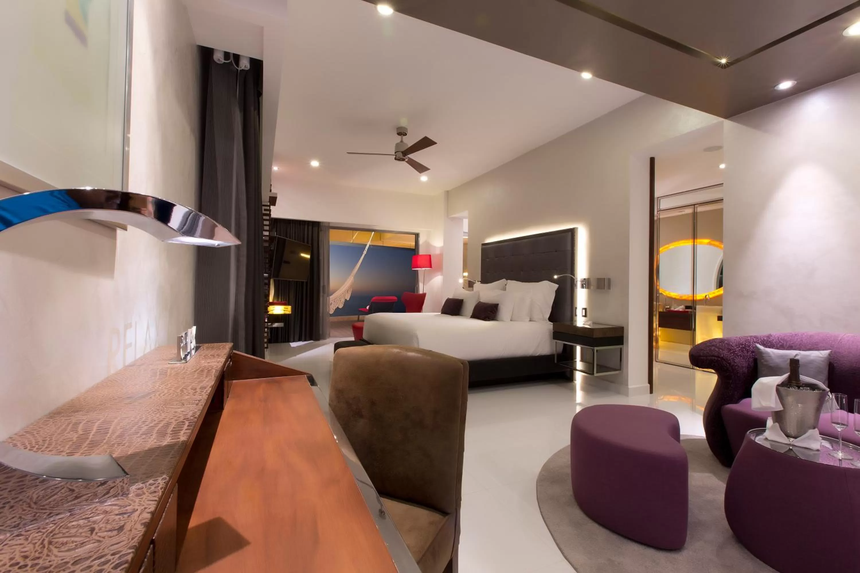 Living room, Bed in Garza Blanca Preserve Resort & Spa