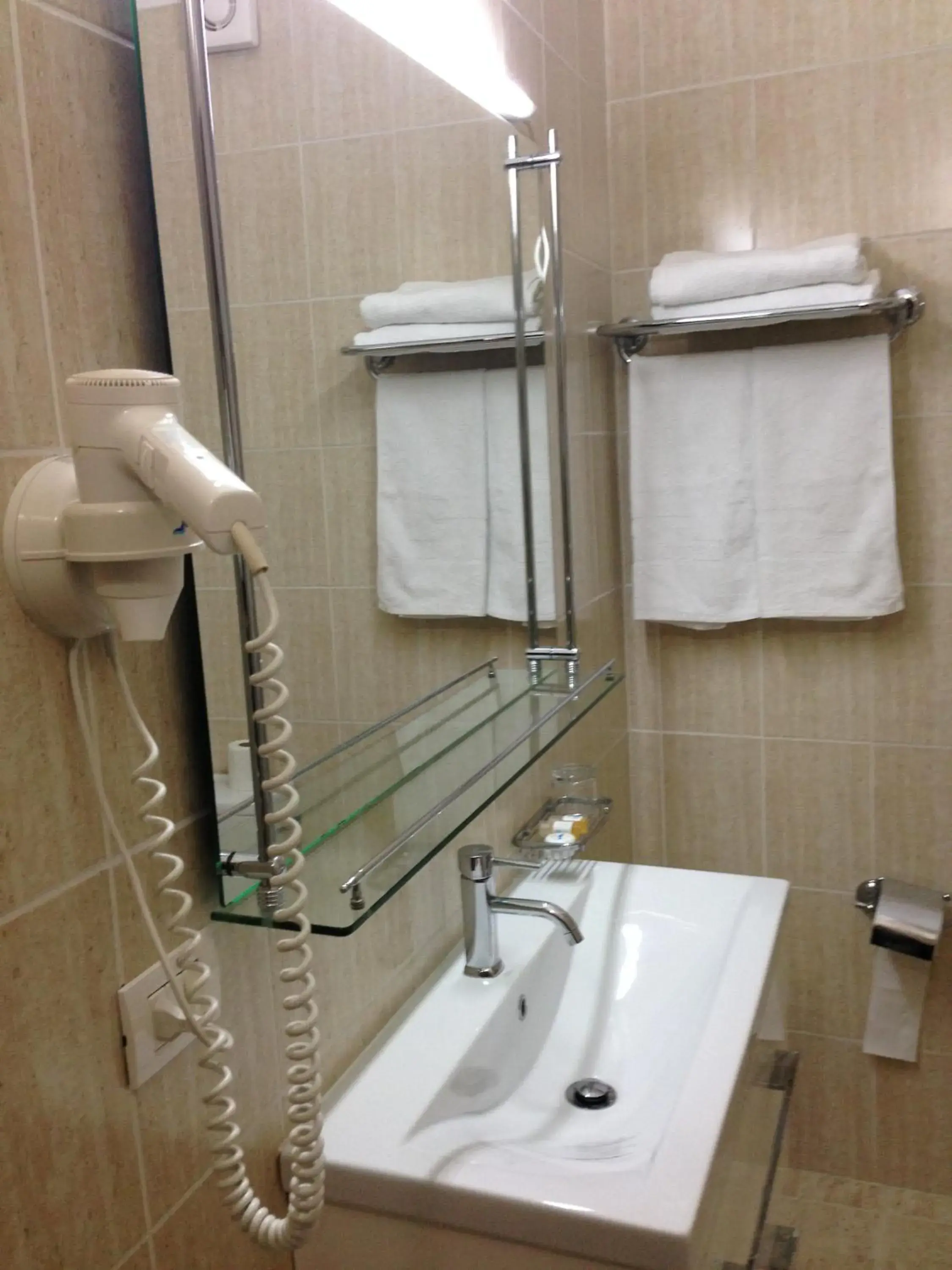 Toilet, Bathroom in Hotel Arvi