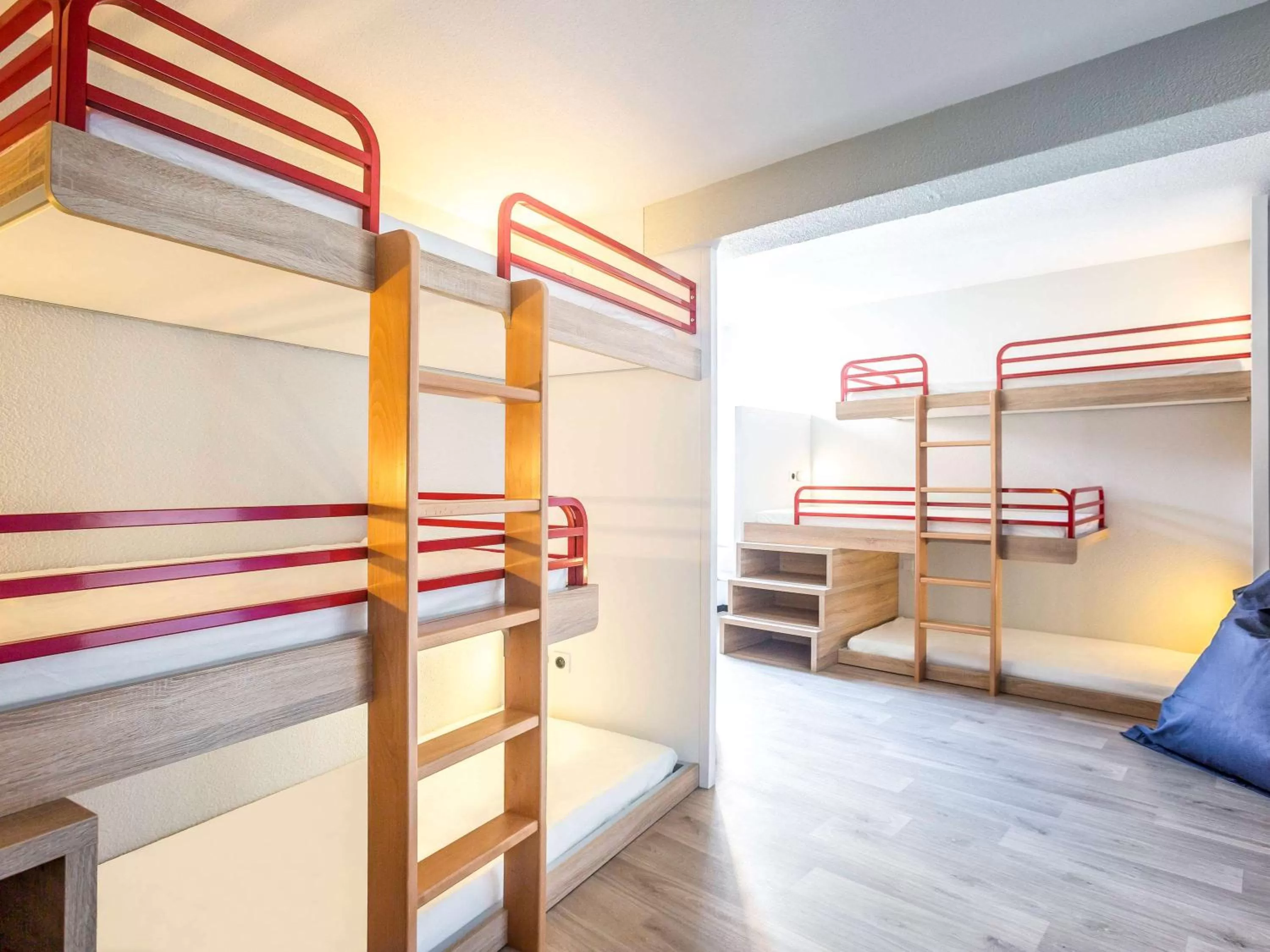 Photo of the whole room, Bed in Ibis Budget Albi Centre