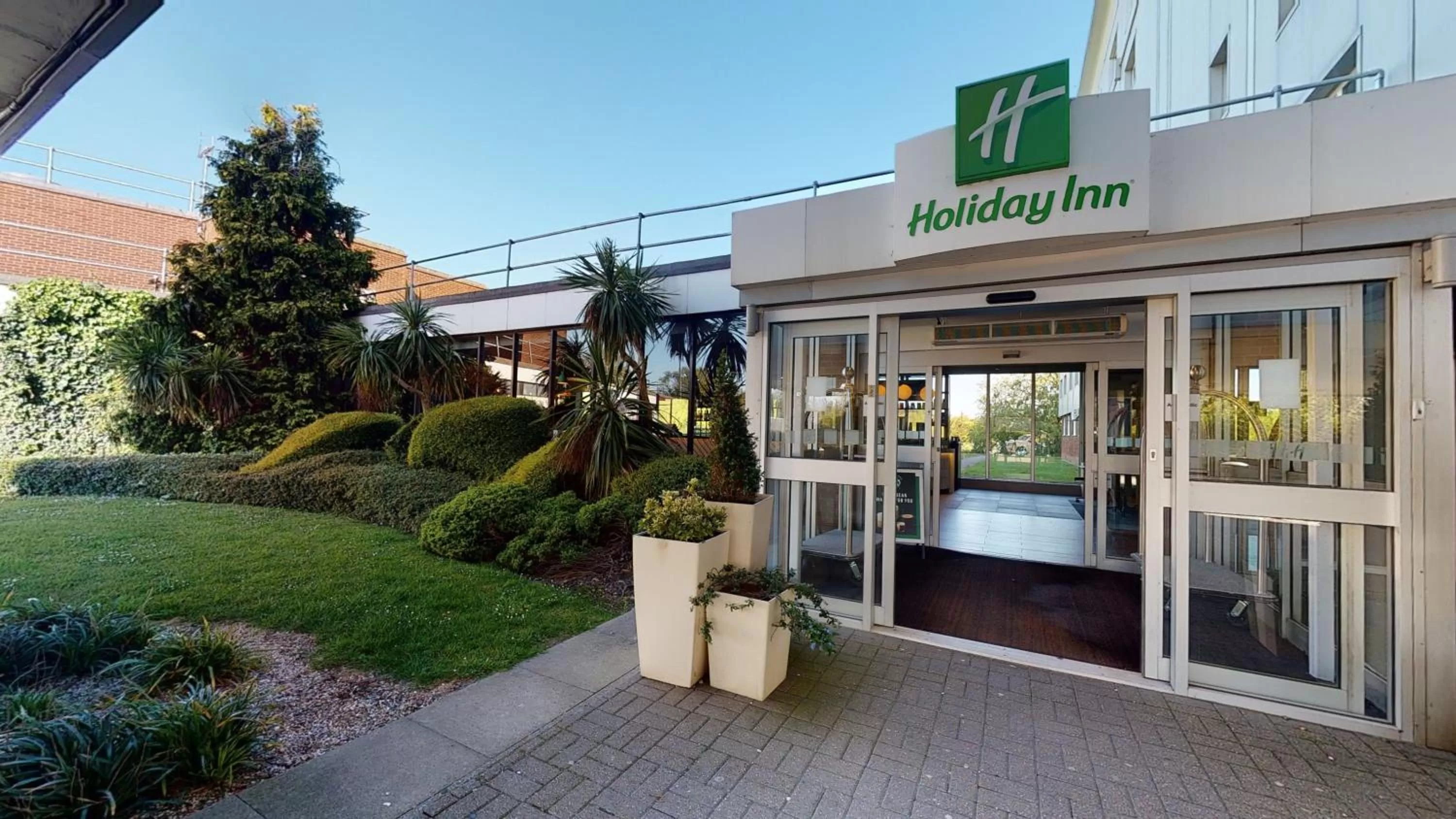 Property building in Holiday Inn Basildon by IHG
