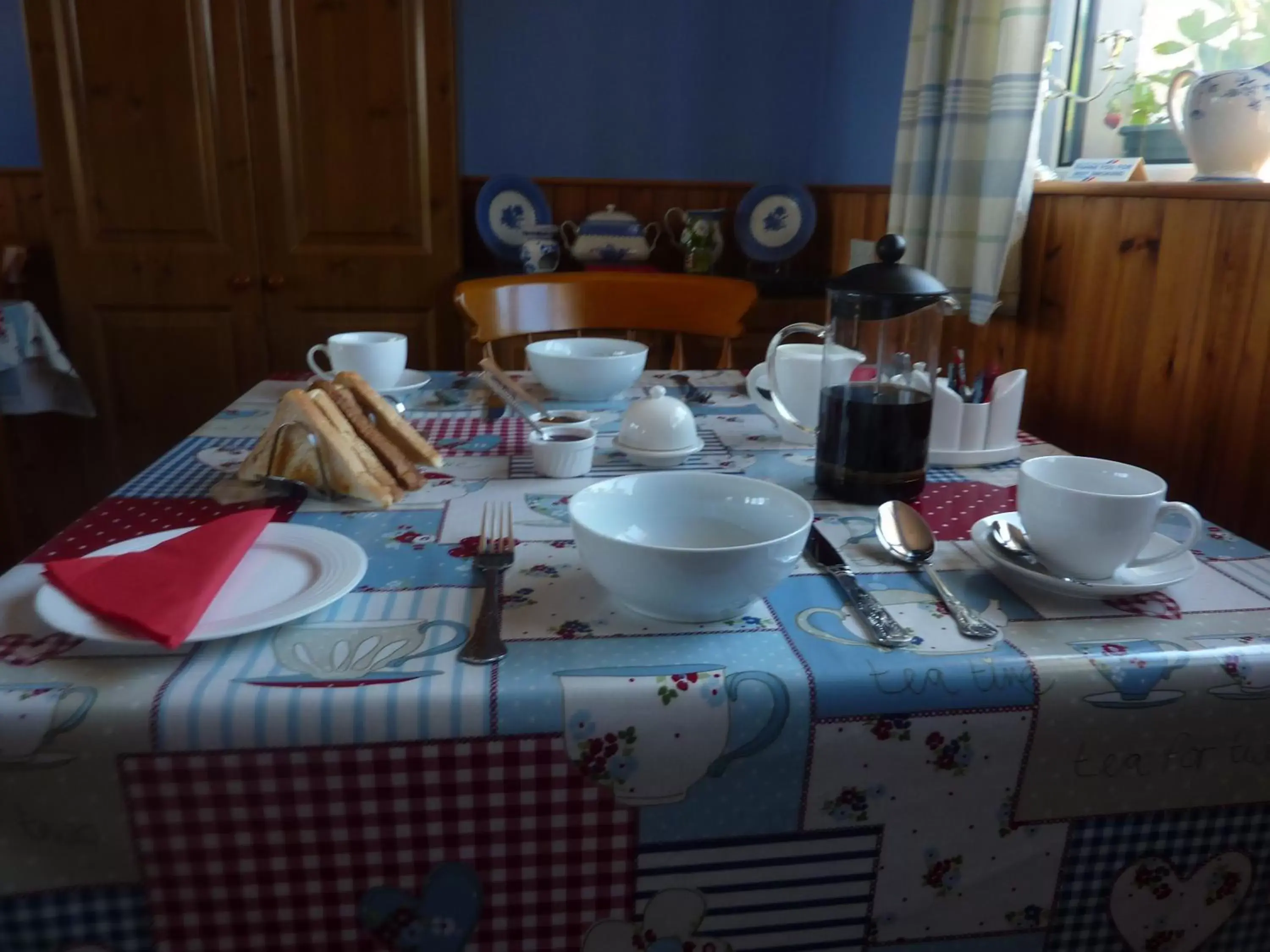 Dining area in Manorview B&B Dining area in Manorview B&B