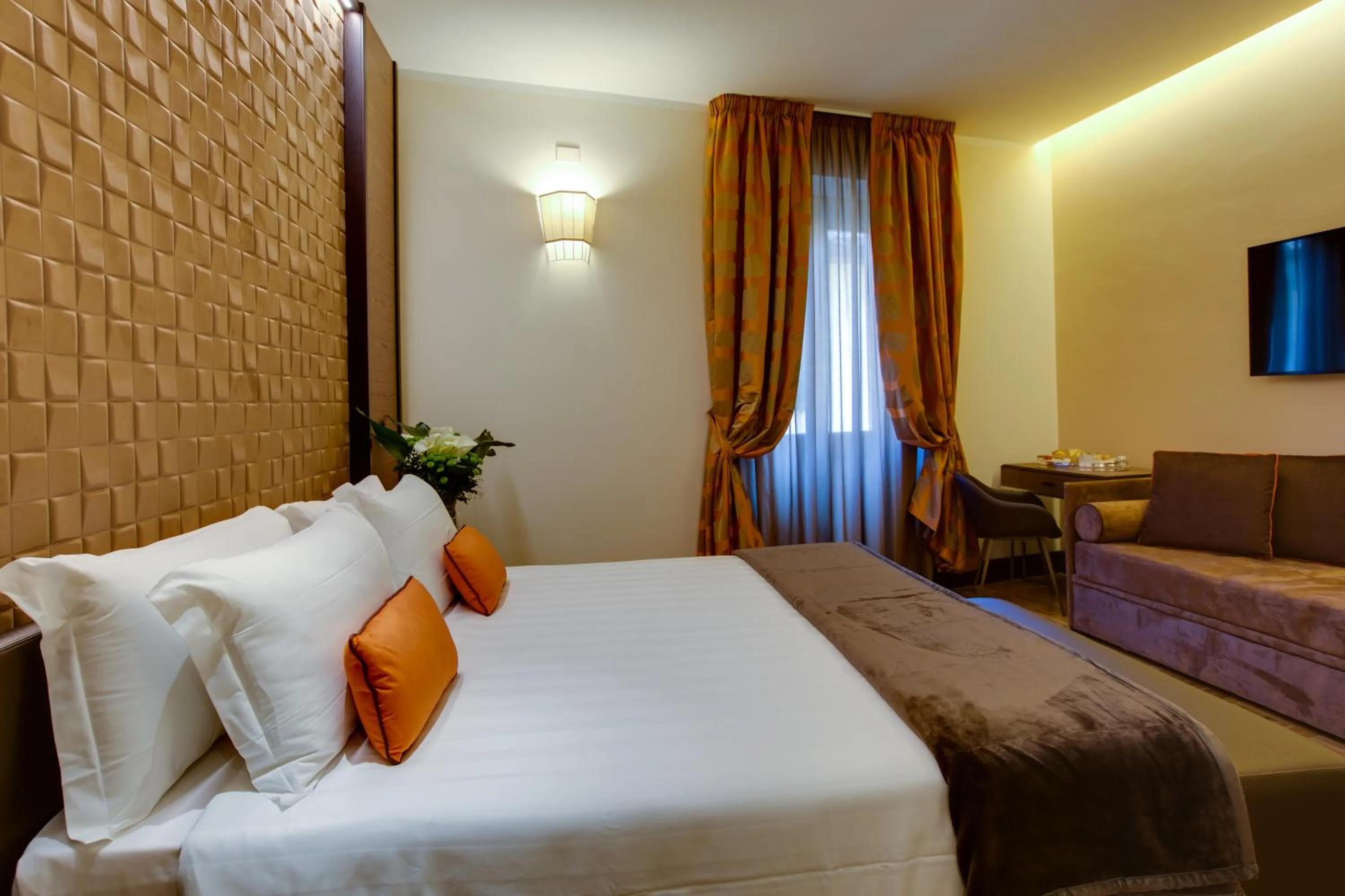 Photo of the whole room, Bed in Solo Experience Hotel