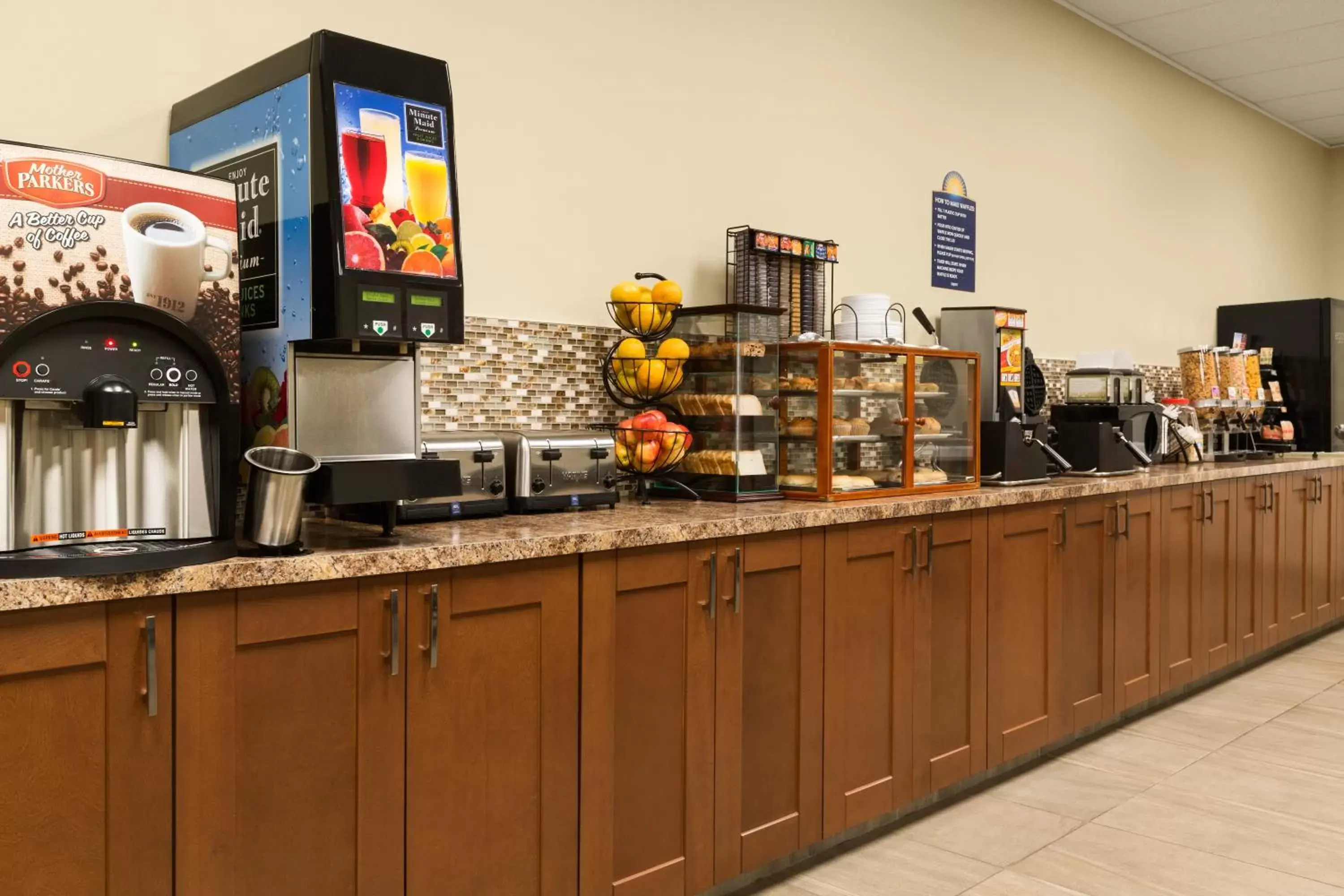 Restaurant/places to eat in Days Inn by Wyndham Cranbrook Conference Centre Restaurant/places to eat in Days Inn by Wyndham Cranbrook Conference Centre