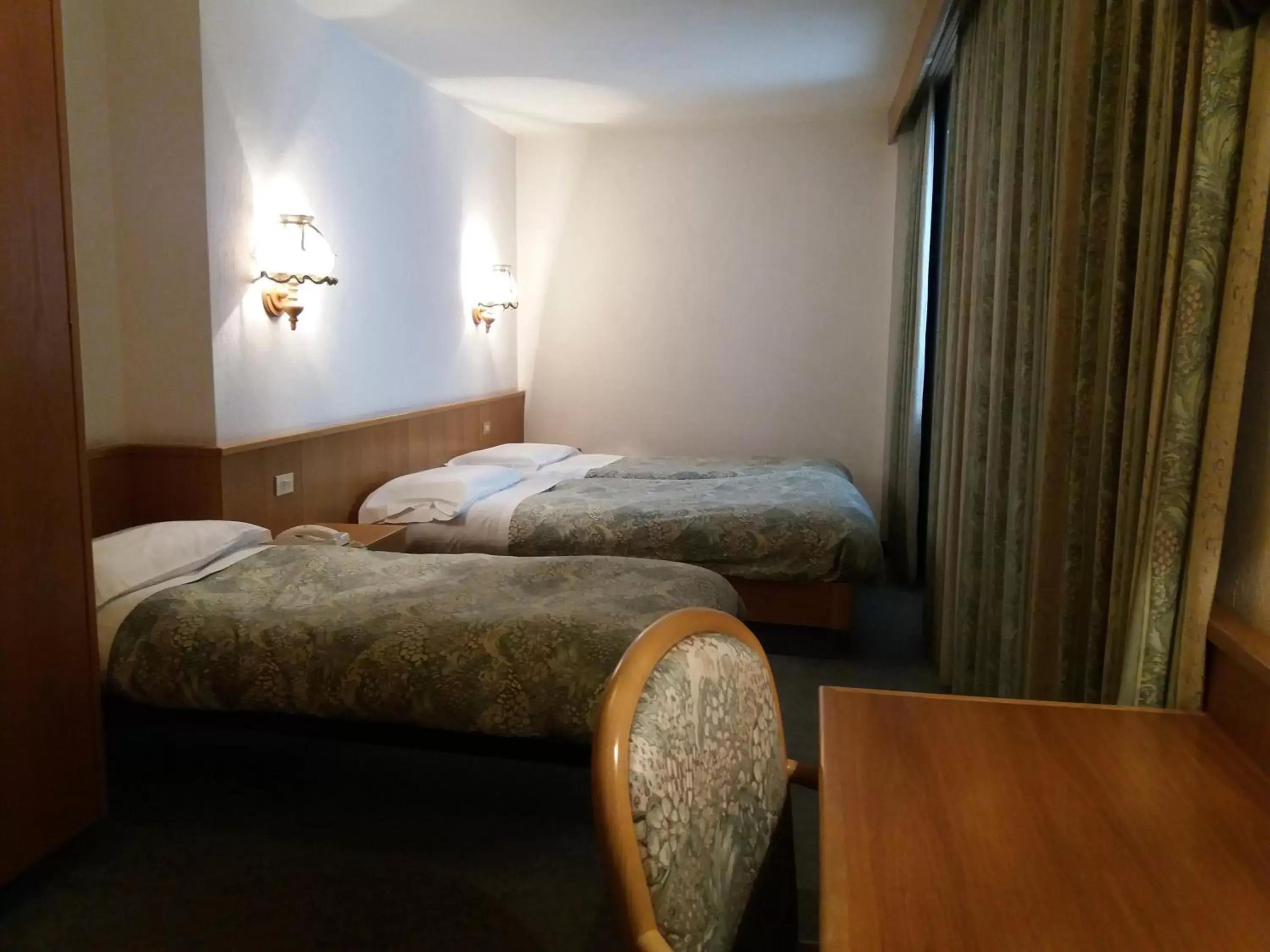 Photo of the whole room, Bed in Hotel Ottoz Meublé