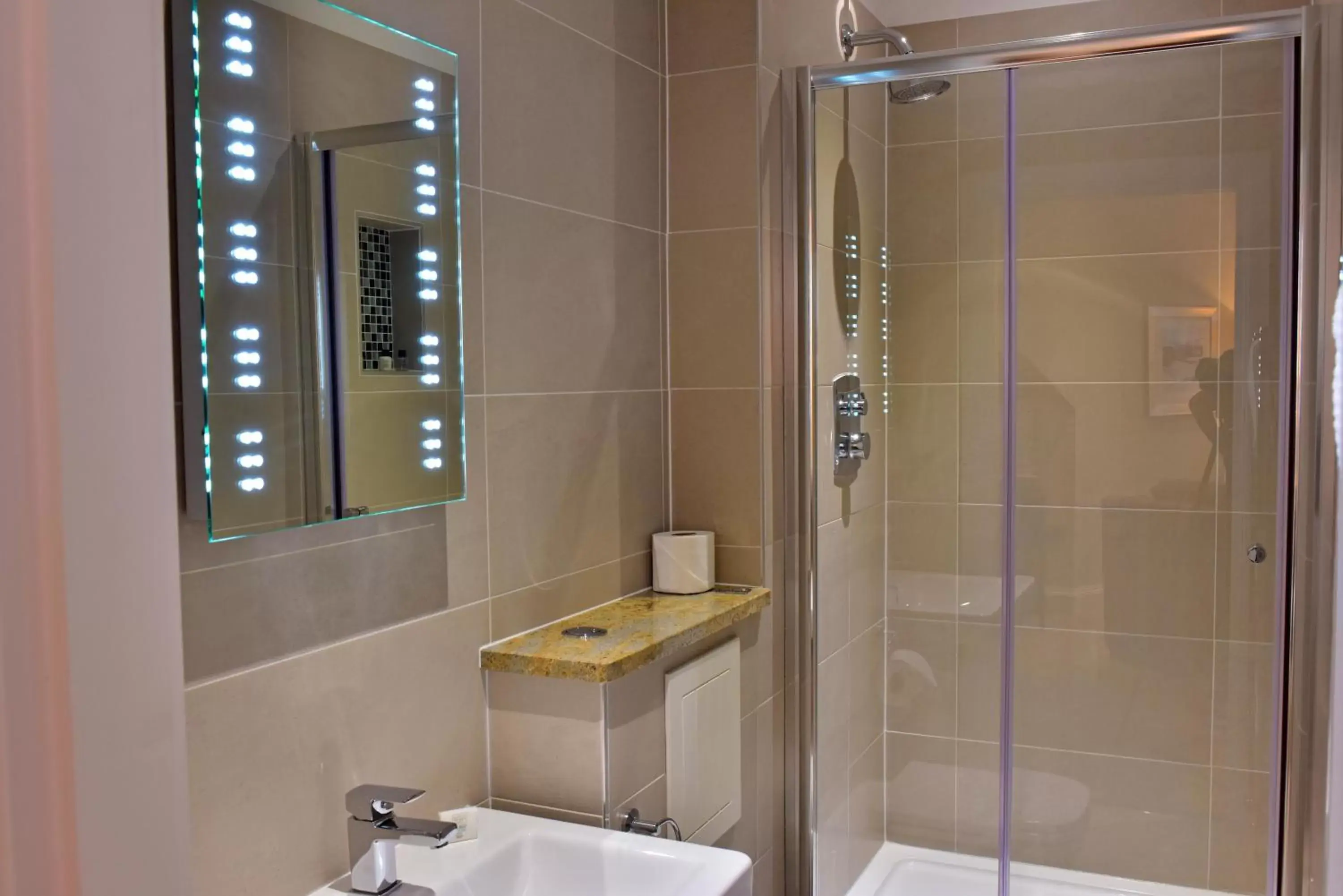 Shower, Bathroom in The Townhouse Aberfeldy