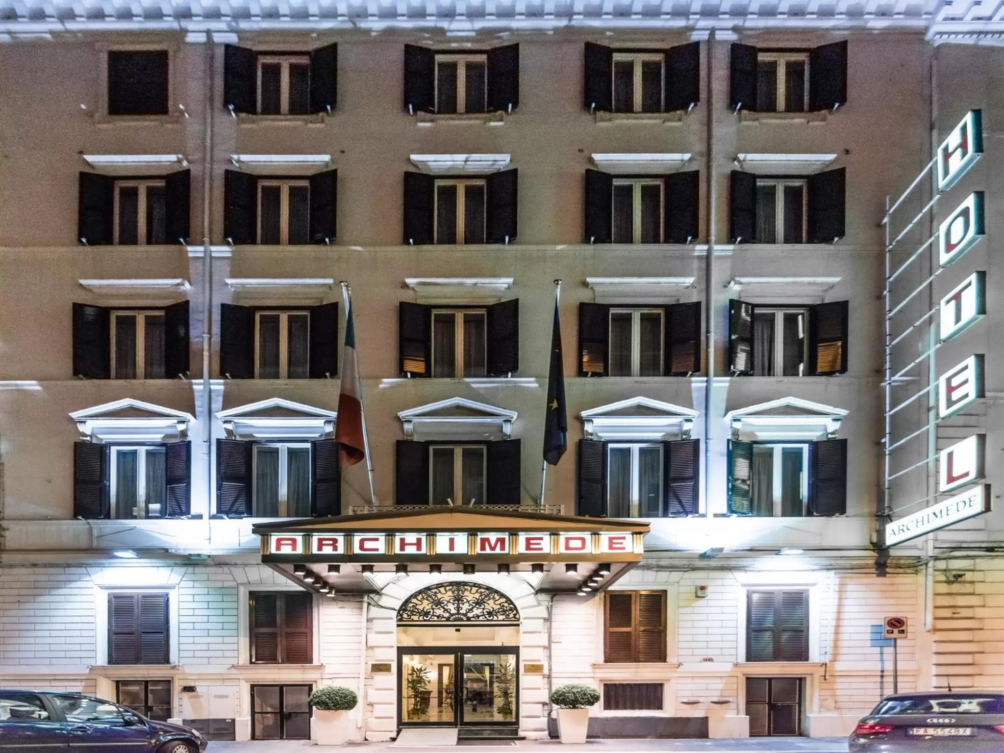 Facade/entrance in Raeli Hotel Archimede