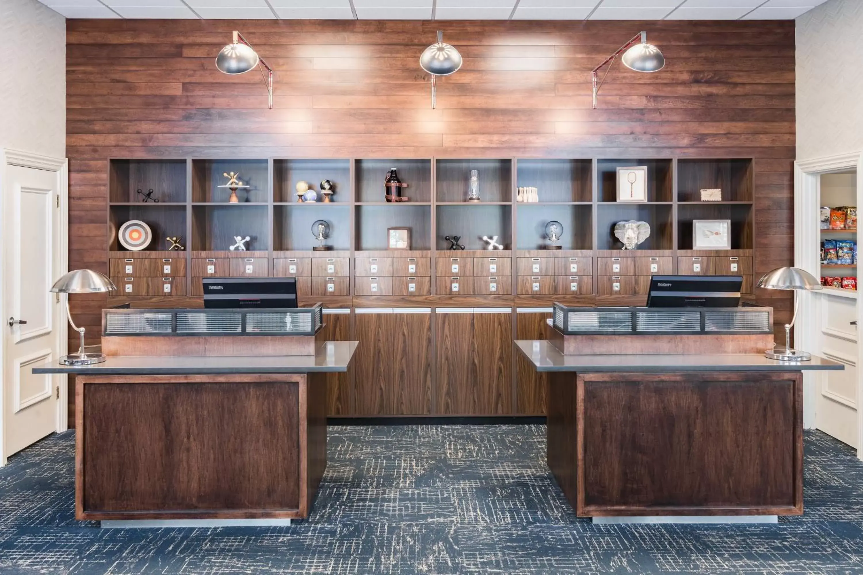 Lobby or reception, Kitchen/Kitchenette in Four Points by Sheraton Eastham Cape Cod