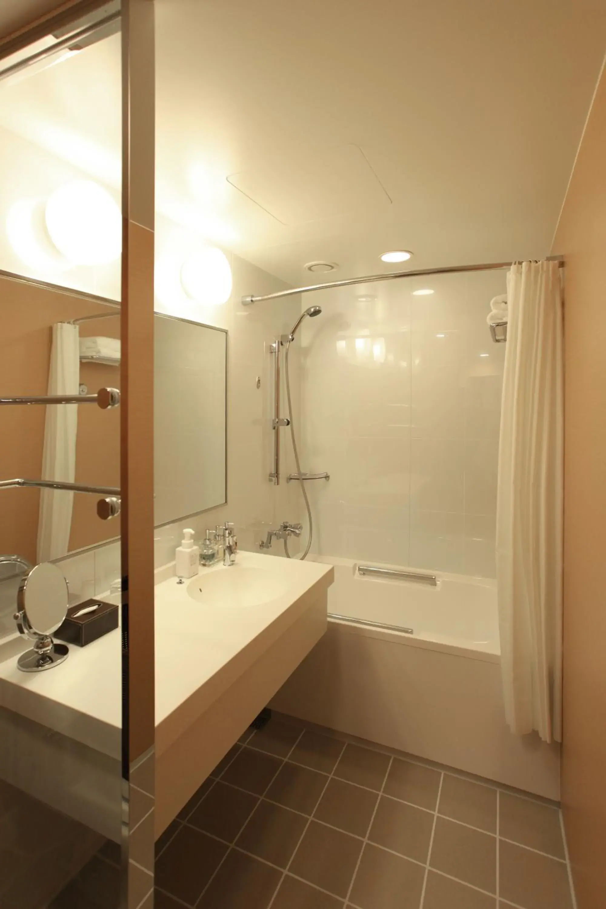 Comfort Twin Room - single occupancy - Non-Smoking in Hotel Niwa Tokyo