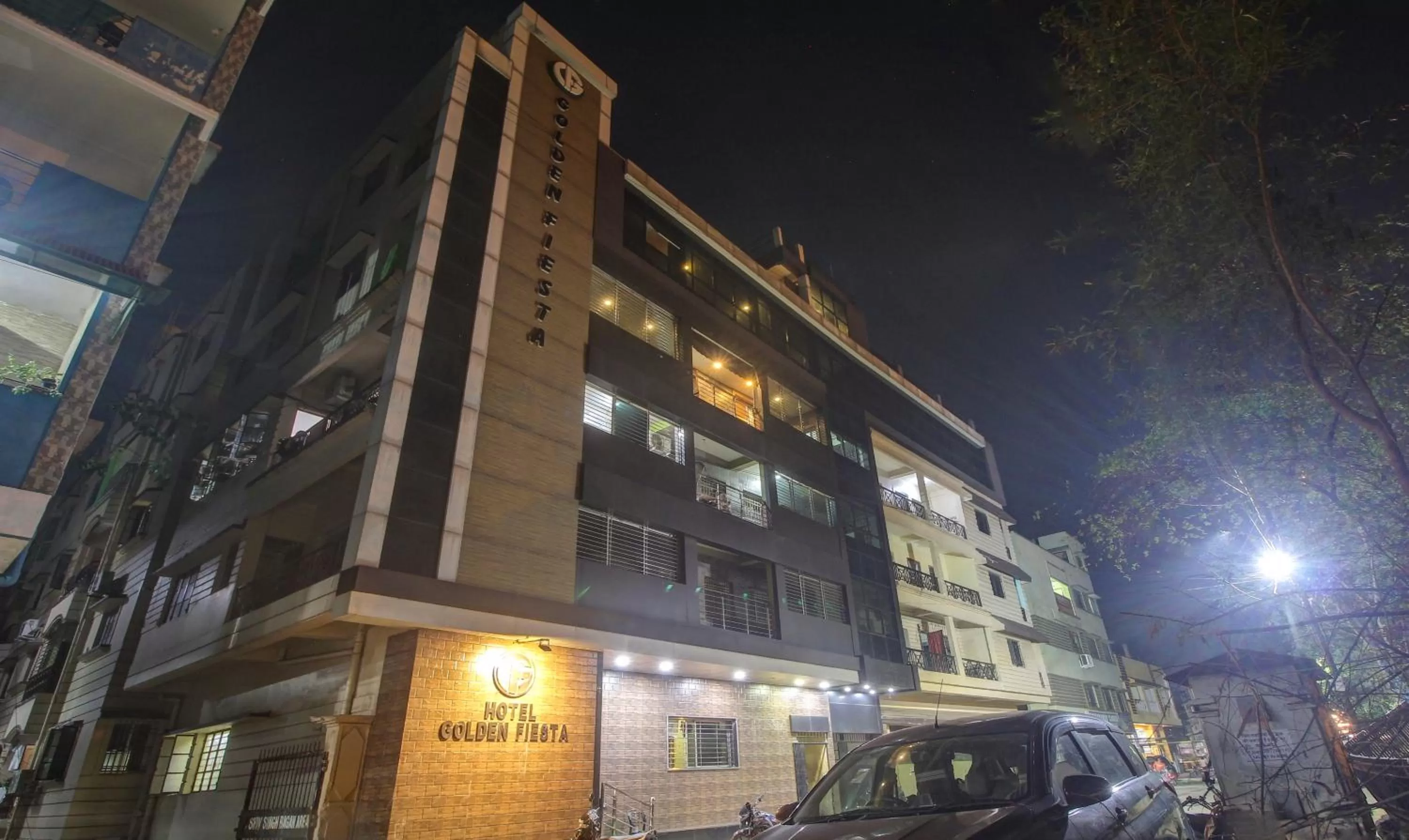 Property Building in Itsy By Treebo - Golden Fiesta