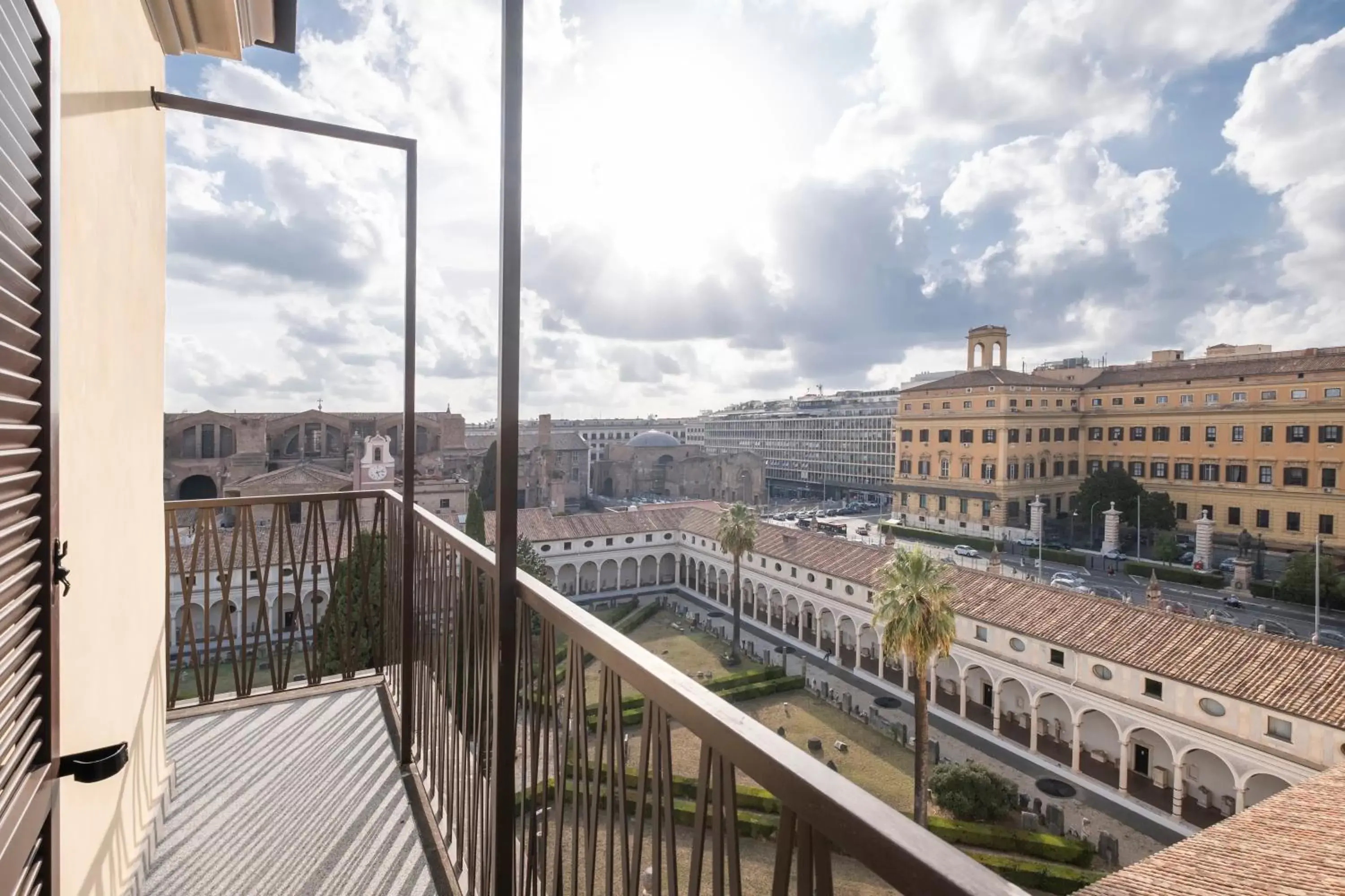 Balcony/Terrace in Camplus Hotel Roma Centro