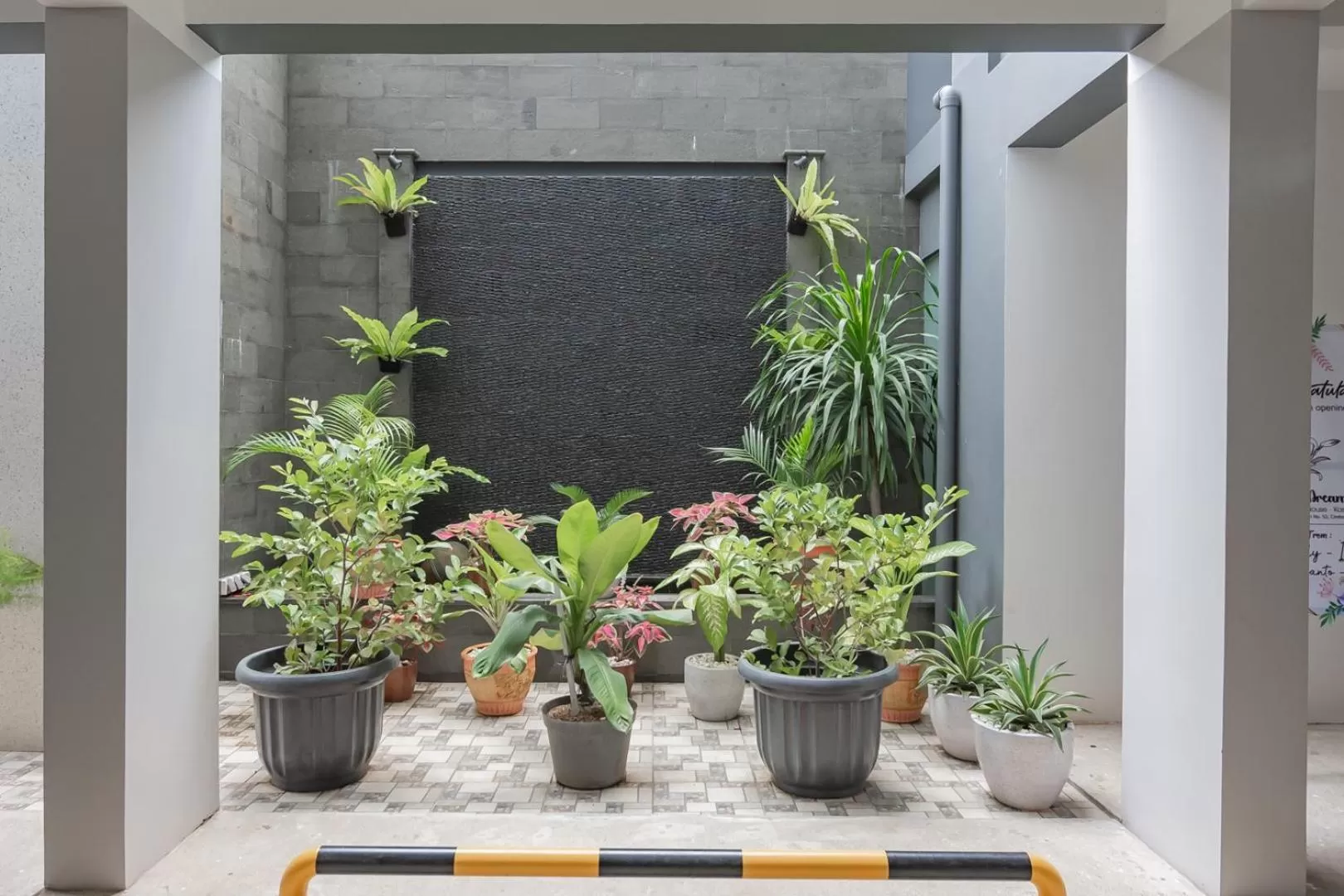 Facade/entrance in RedDoorz Plus @ Cirebon City Center