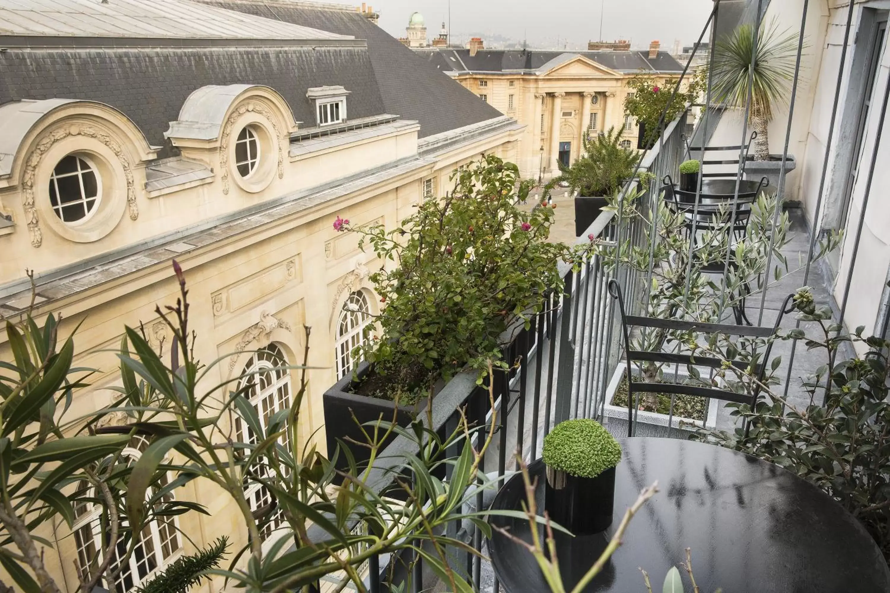 Balcony/Terrace in Hôtel Les Dames du Panthéon